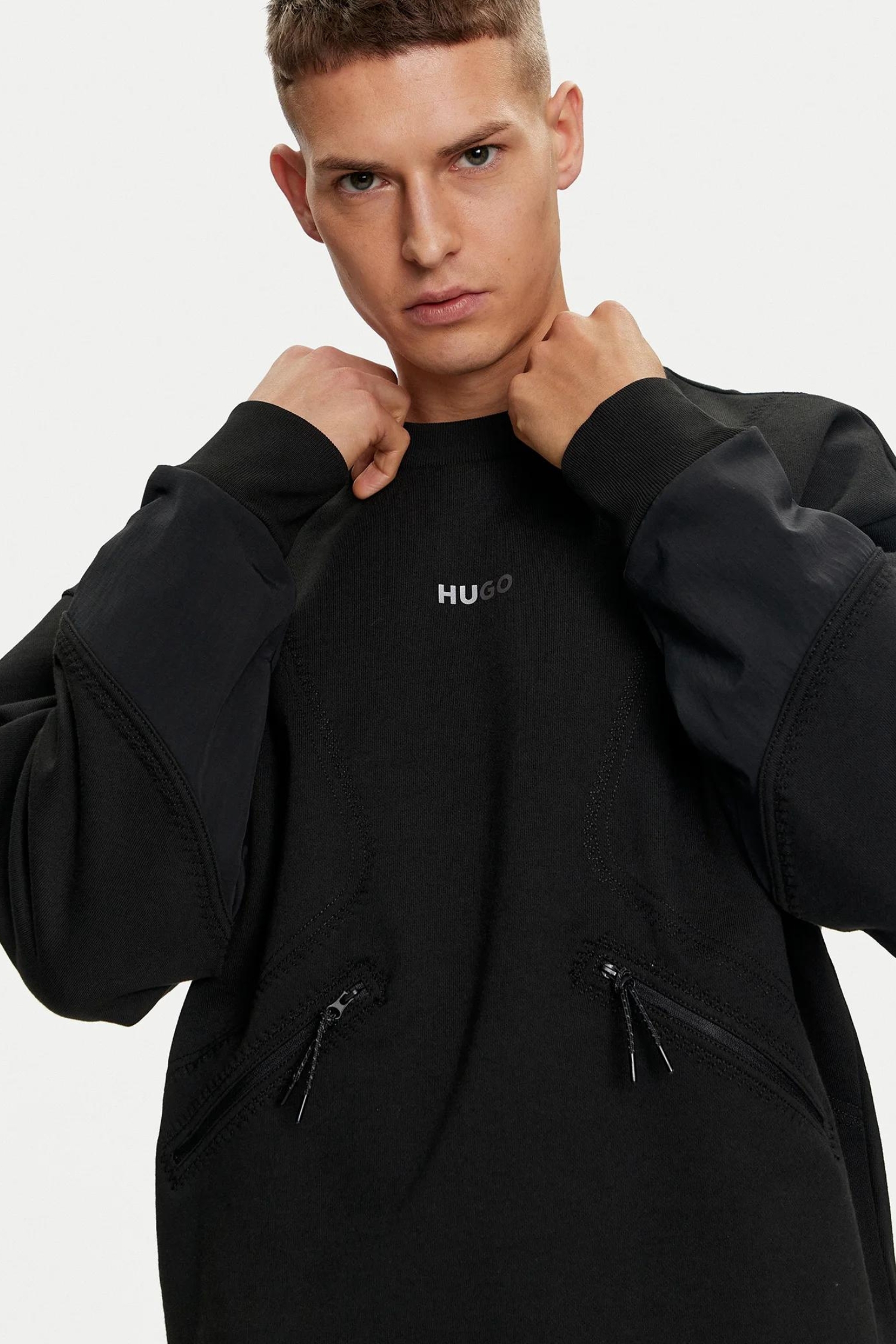 Мужской черный свитшот HUGO 50516667;001