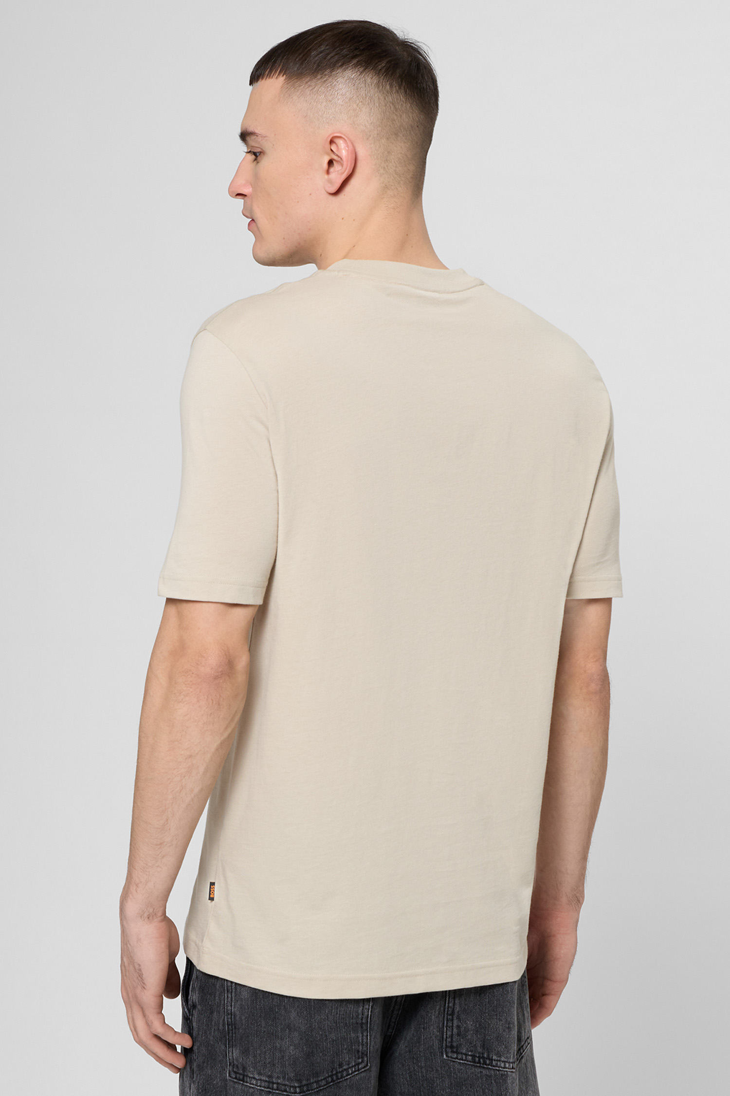 Мужская бежевая футболка BOSS 50539179;271