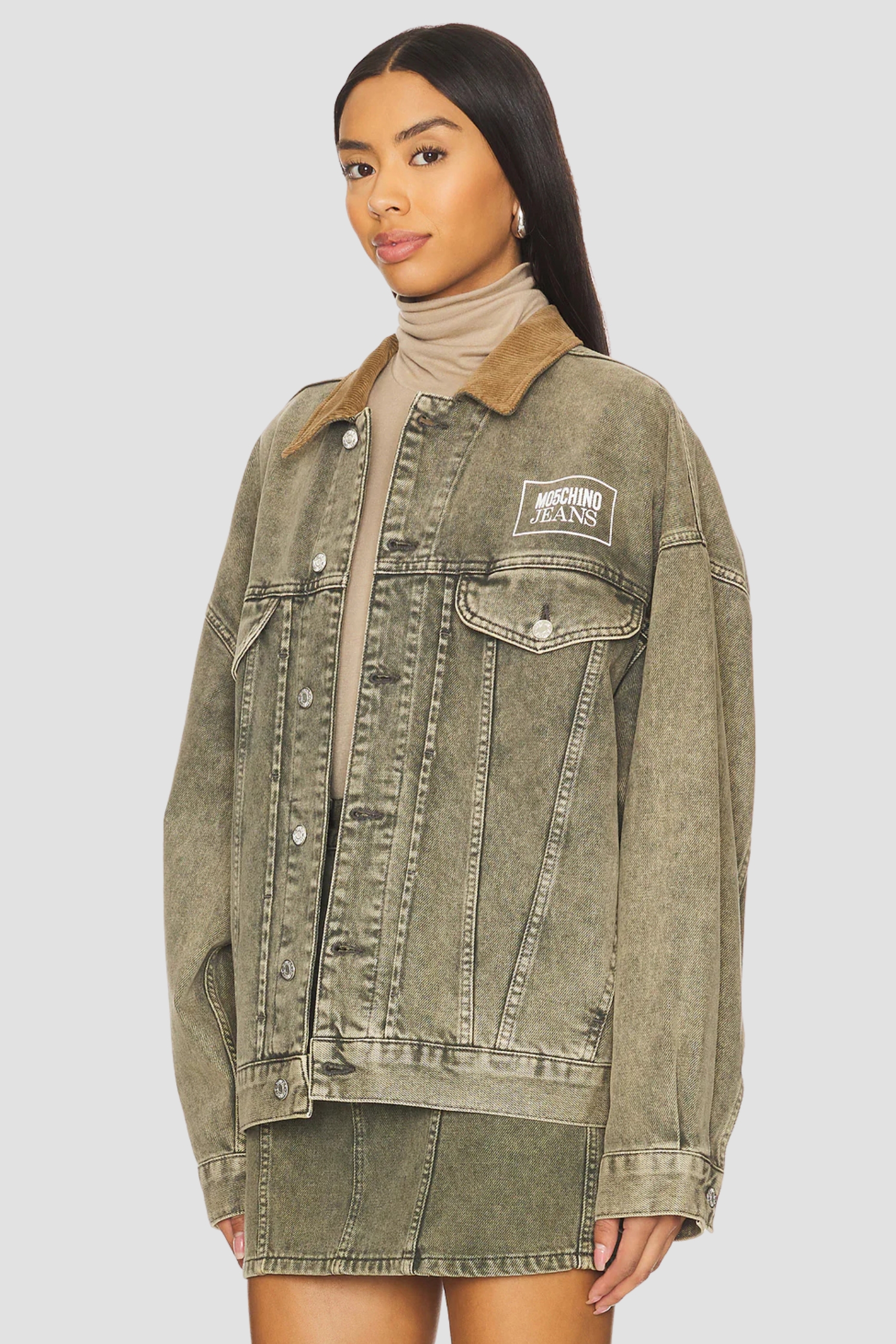 Женская серая джинсовая куртка Moschino A0508.3218;1517