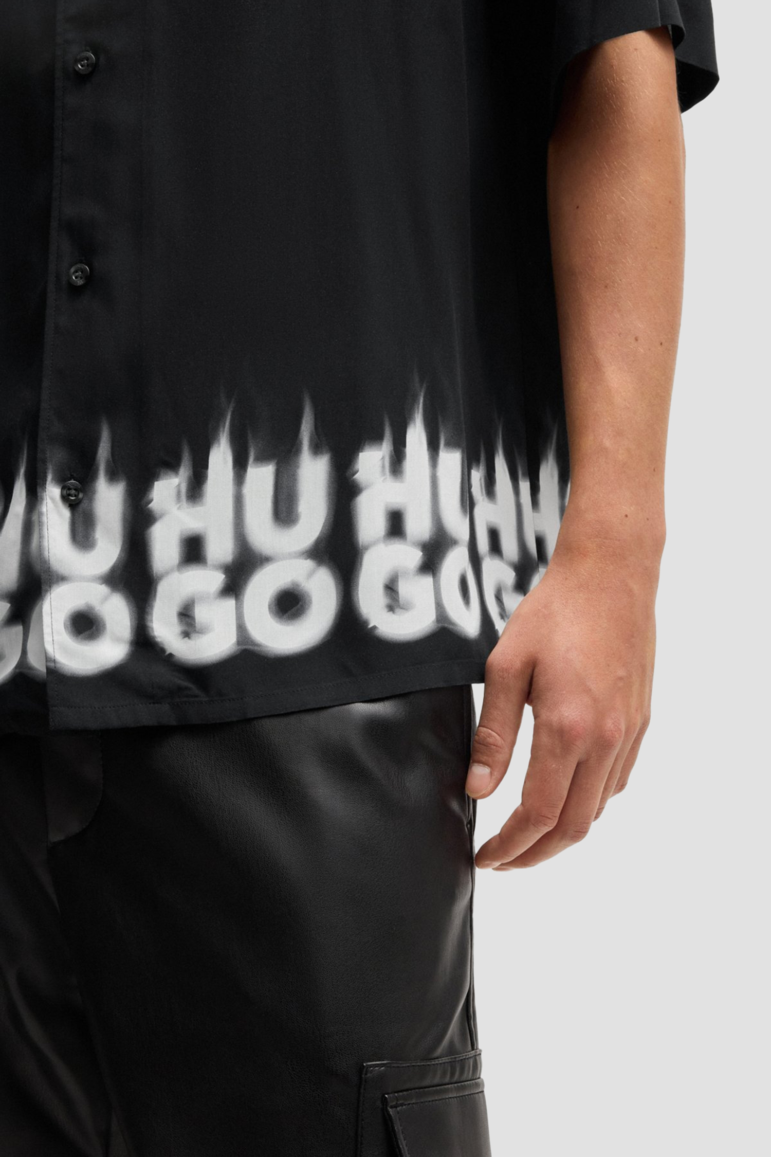 Мужская черная рубашка HUGO 50534254;001