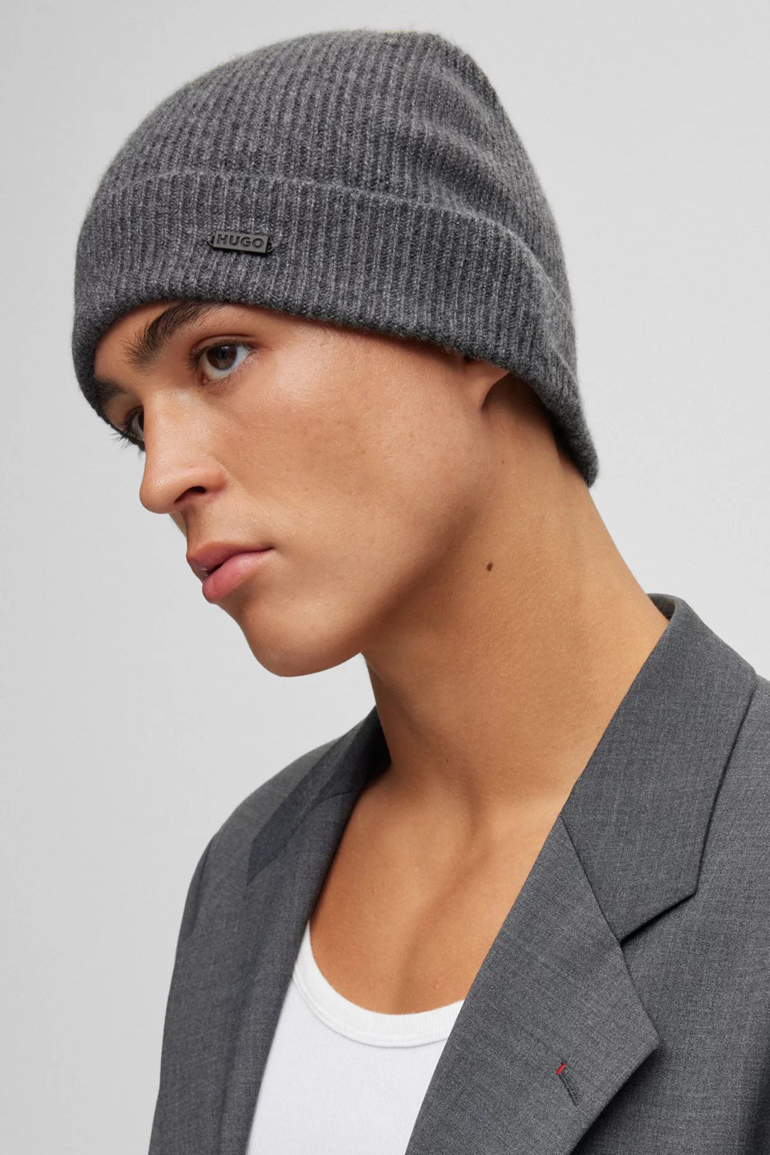 Чоловіча сіра кашемірова шапка HUGO 50500511;023