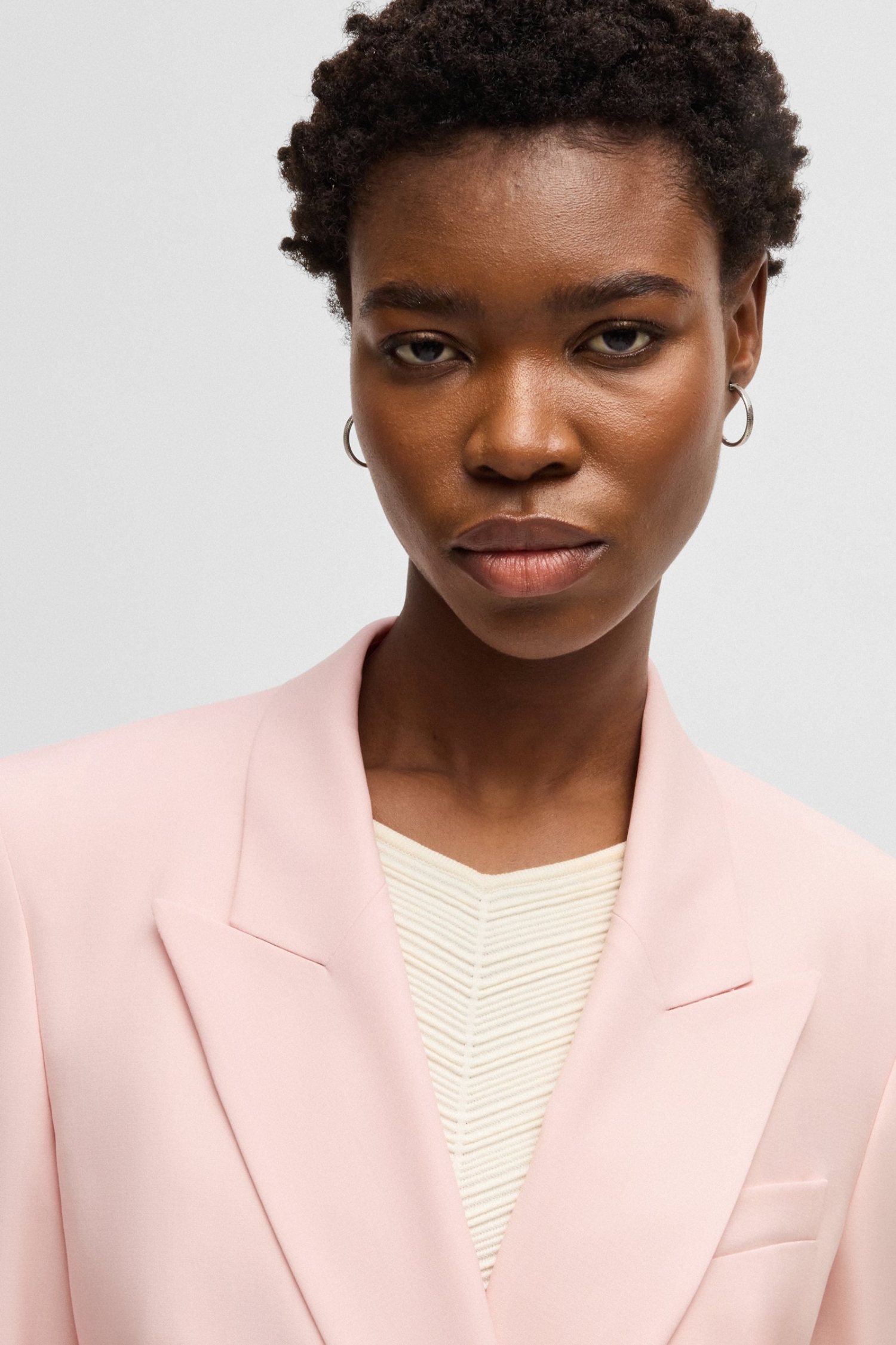 Жіночий рожевий вовняний жакет BOSS 50537509;685