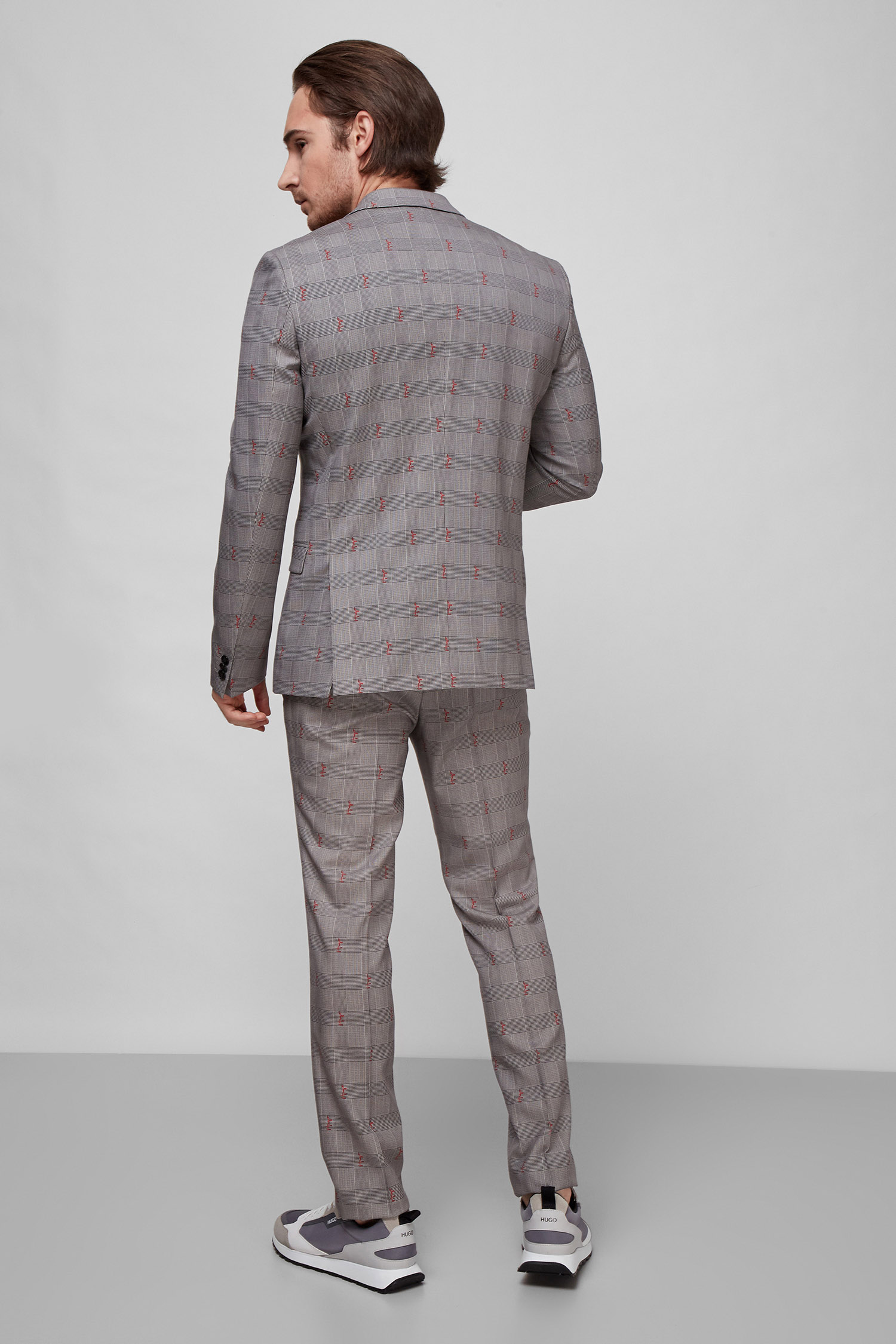 Мужской серый шерстяной костюм в клетку(пиджак, брюки) HUGO 50459659;021