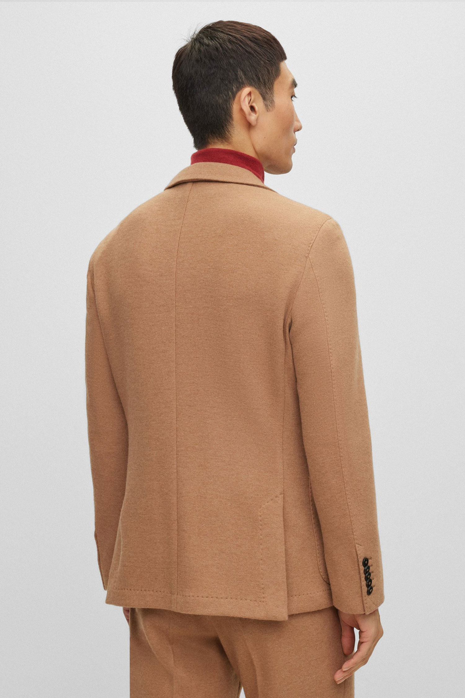 Мужской бежевый шерстяной блейзер BOSS 50502375;260