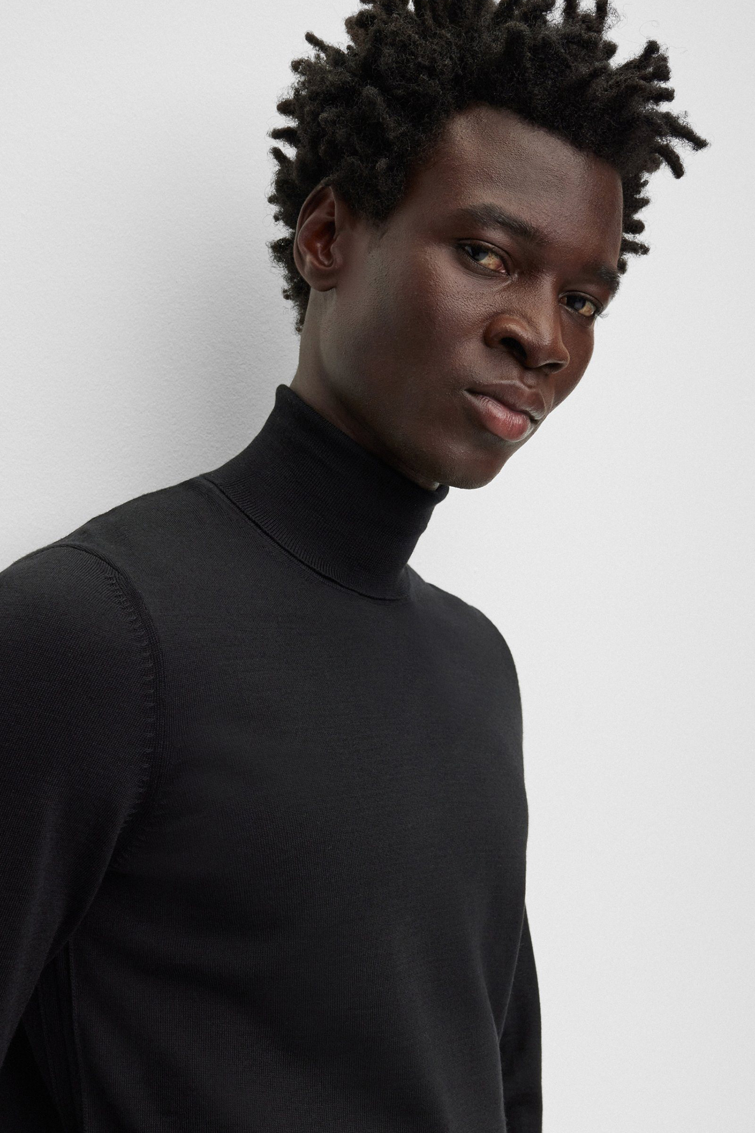 Мужской черный шерстяной гольф BOSS 50468262;001