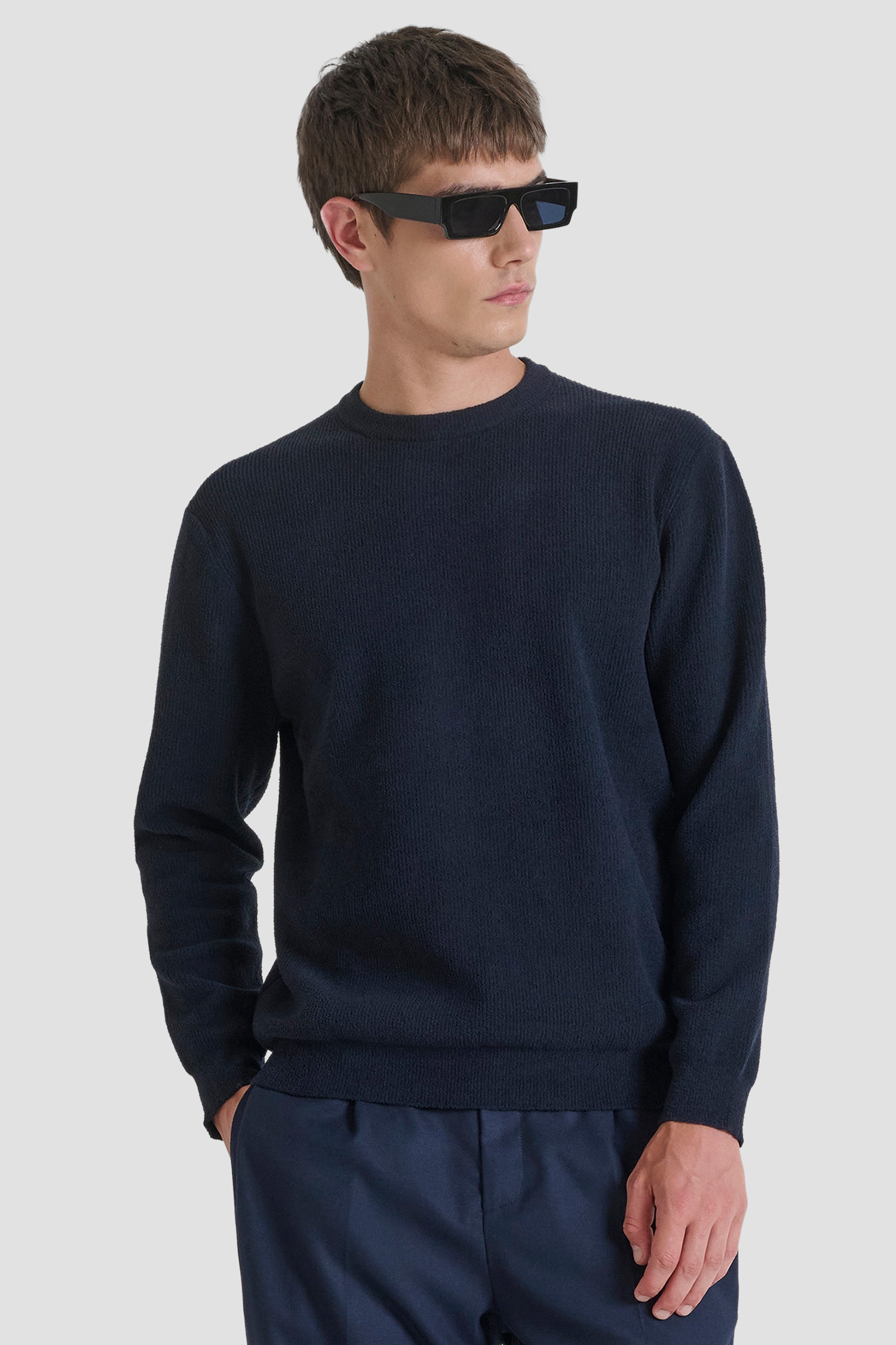 Чоловічий темно-синій джемпер Antony Morato MMSW01558.YA500096;7139