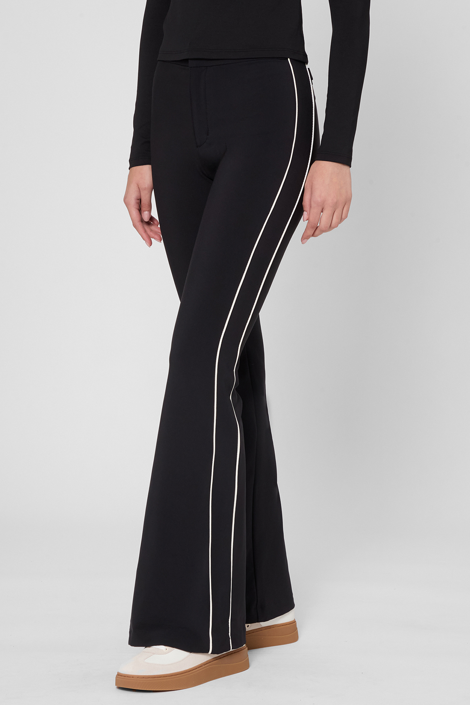 Женские черные брюки HUGO BLUE 50542169;001