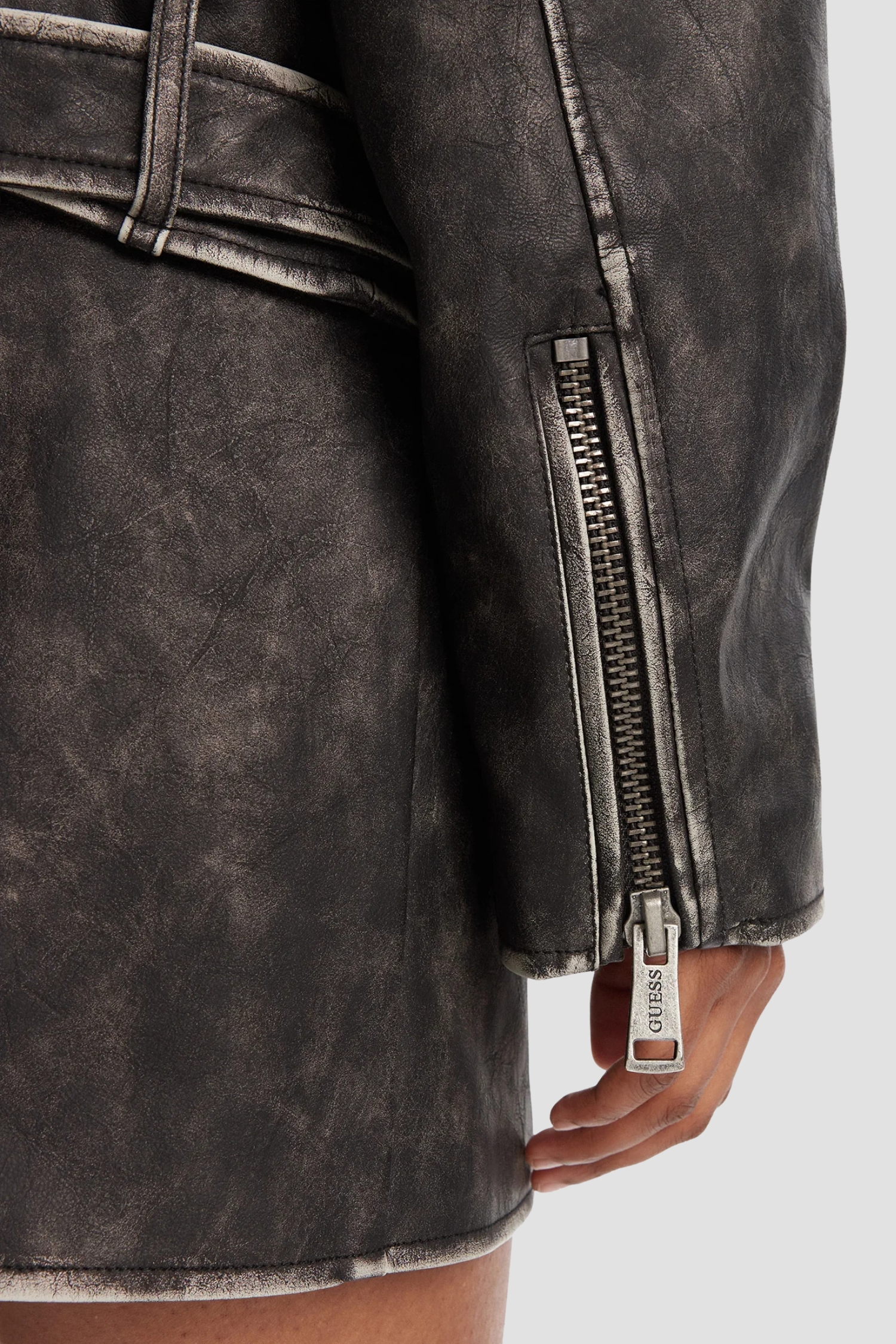 Жіноча темно-сіра косуха Guess W5YL04.WHDI0;JTMU