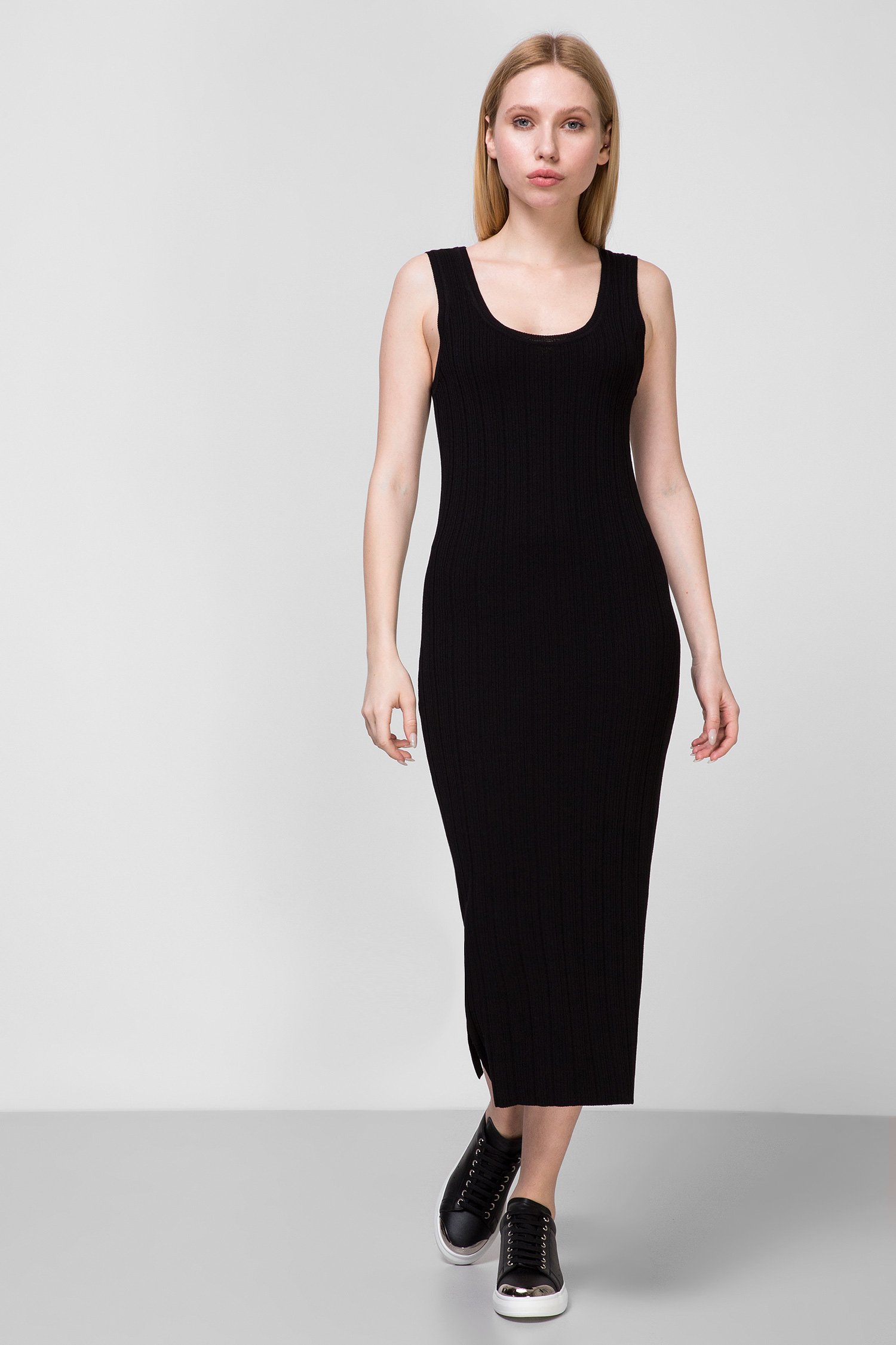 Жіноча чорна сукня SuperDry W8010075A;02A