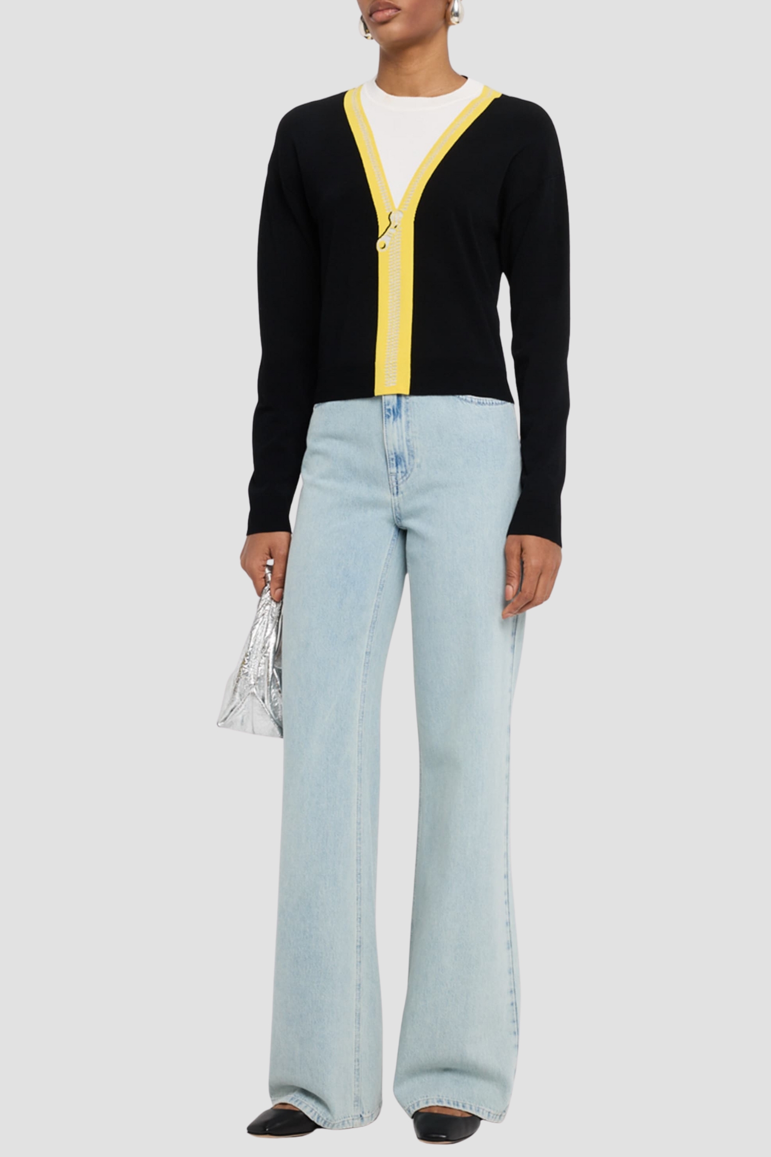 Жіночий чорний джемпер Moschino J0903.8201;2029