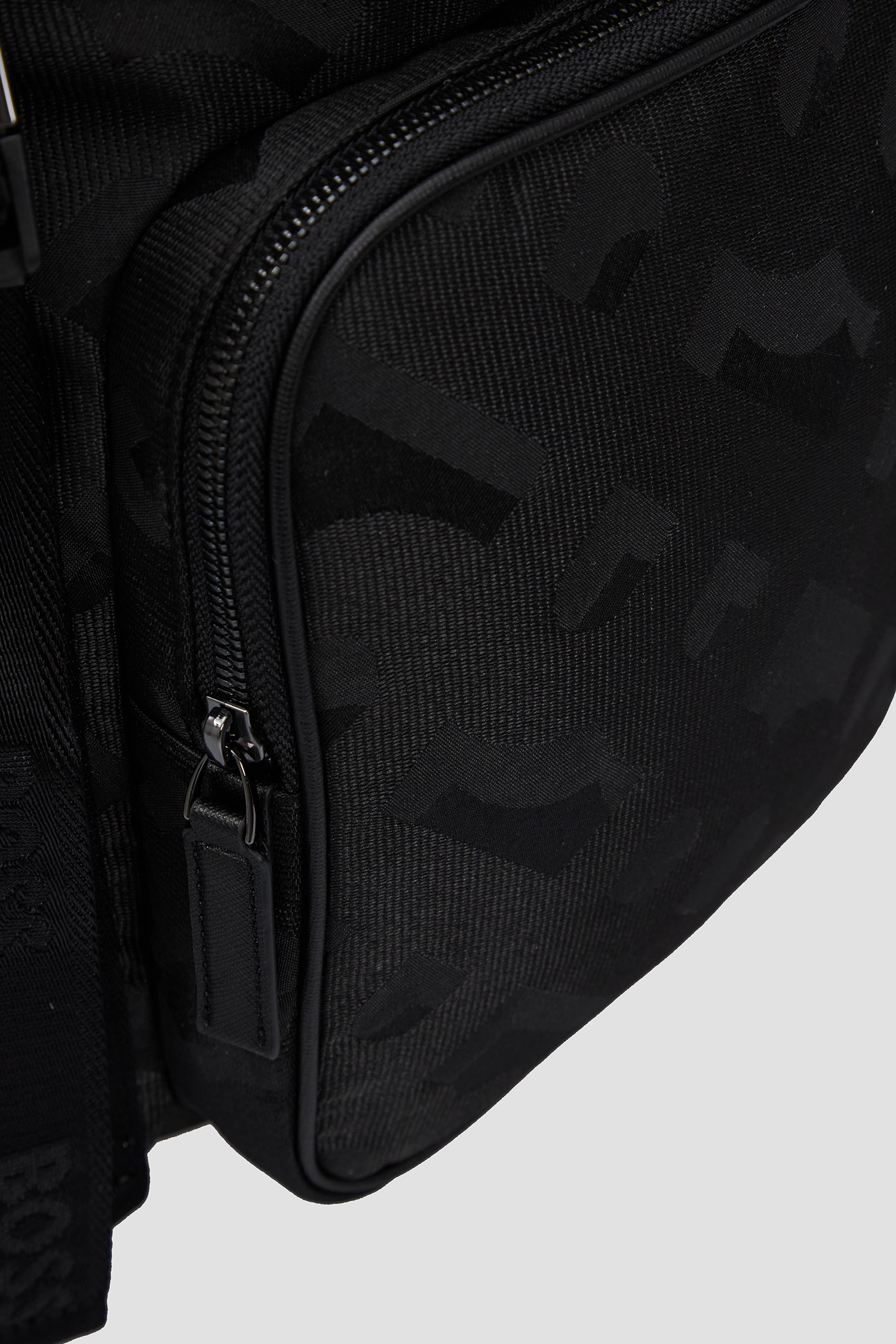 Мужской черный рюкзак с узором BOSS 50536225;001