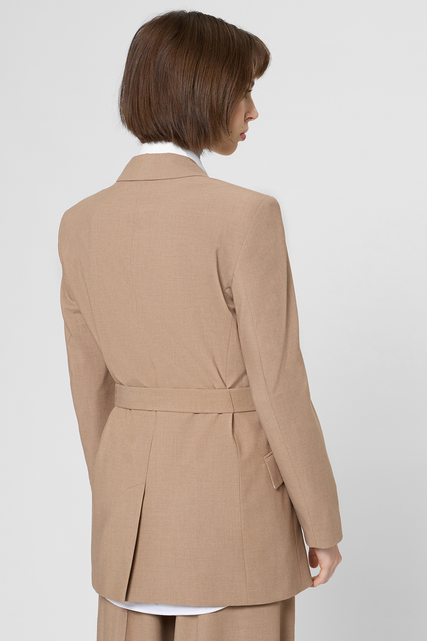 Жіночий бежевий жакет HUGO 50554029;975