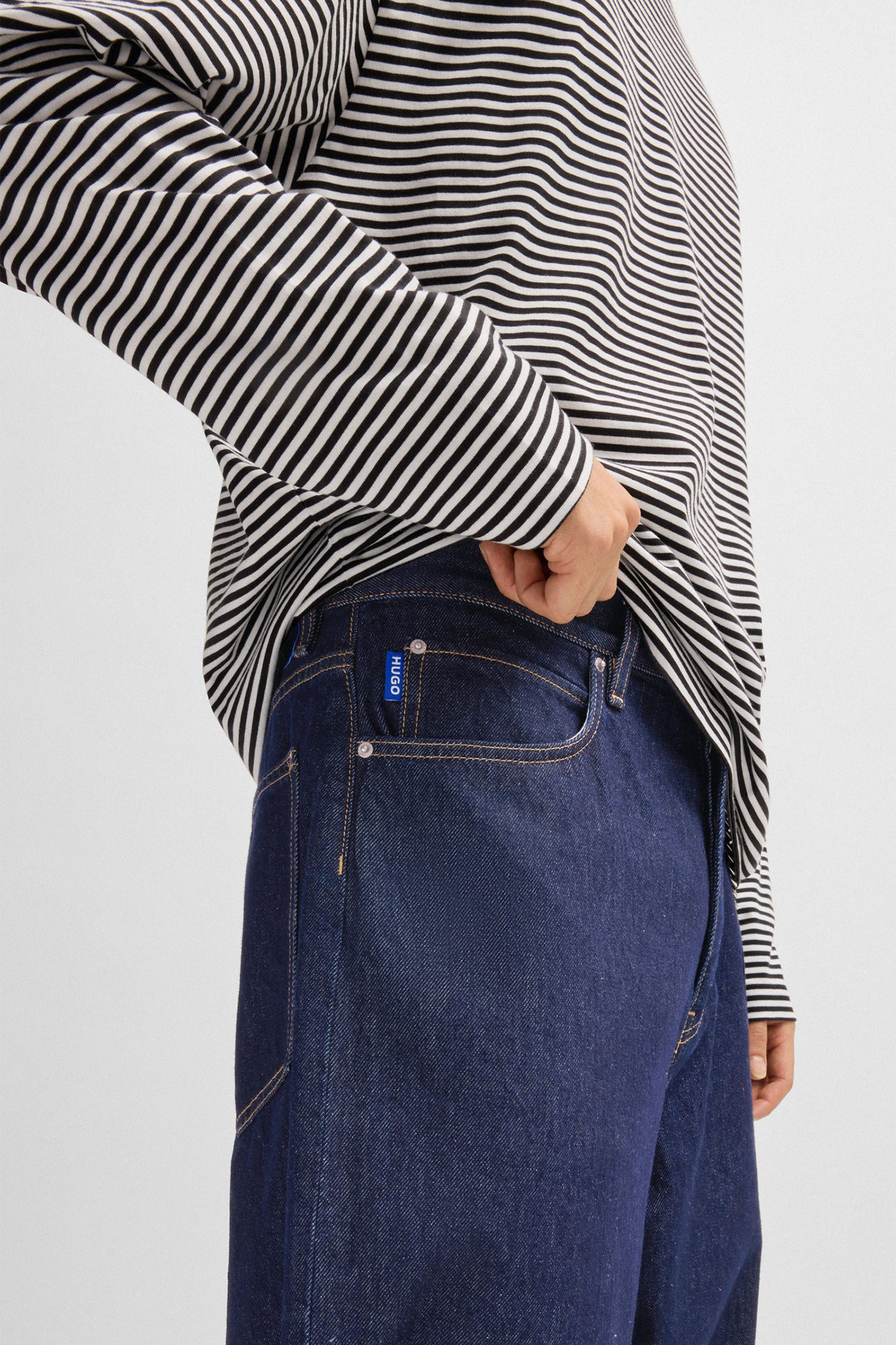 Мужские темно-синие джинсы HUGO BLUE 50529173;401