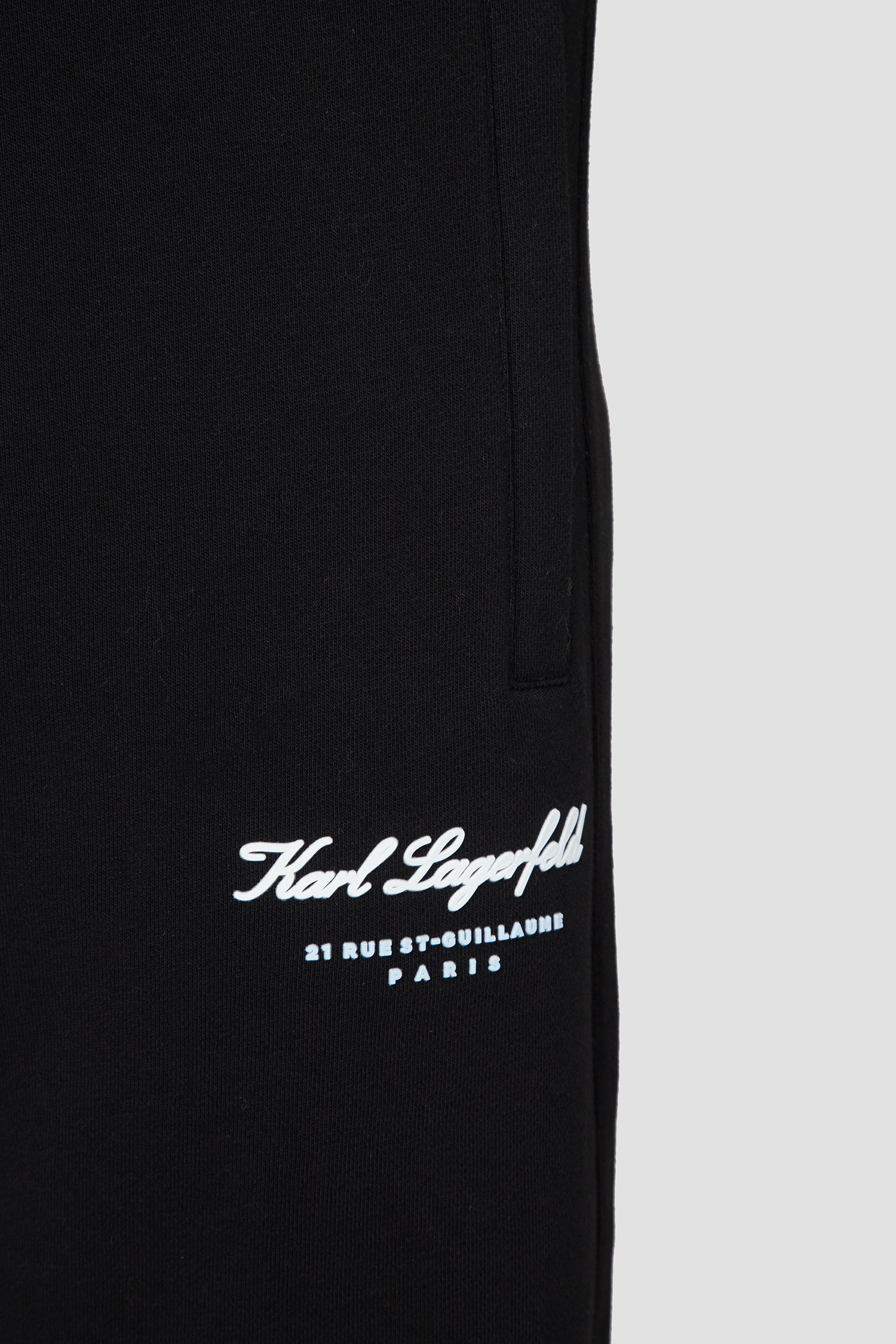 Мужские черные шорты Karl Lagerfeld 541900.705407;990