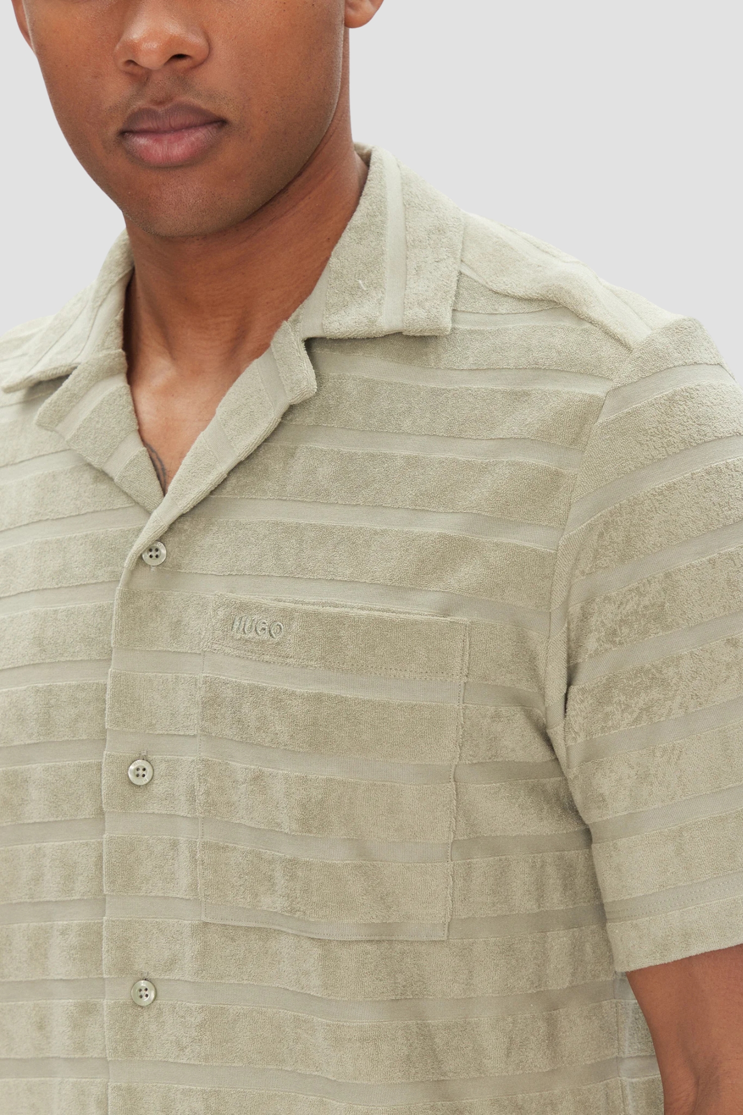 Мужская оливковая рубашка в полоску HUGO 50539351;391