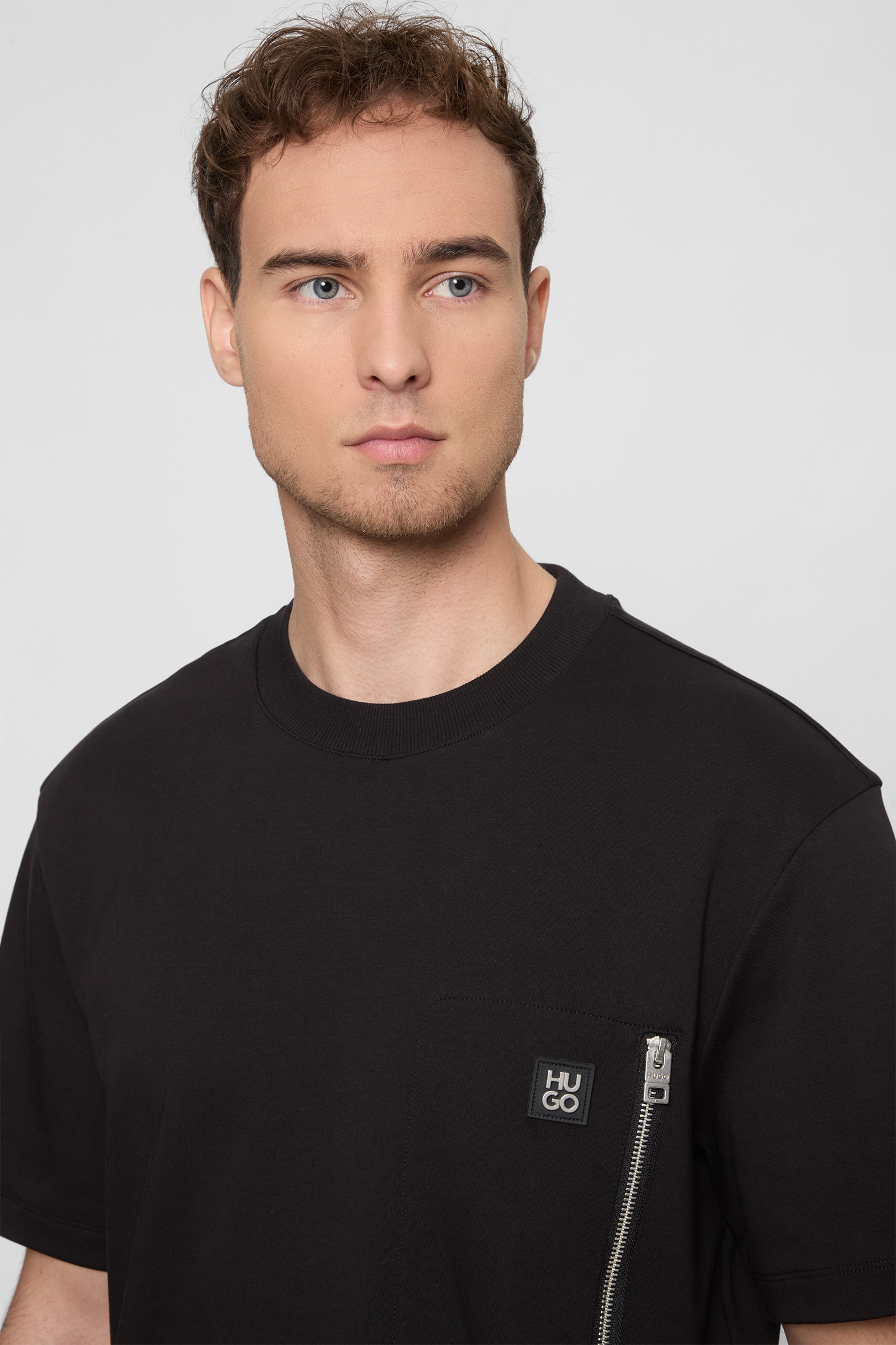 Мужская черная футболка HUGO 50542566;001