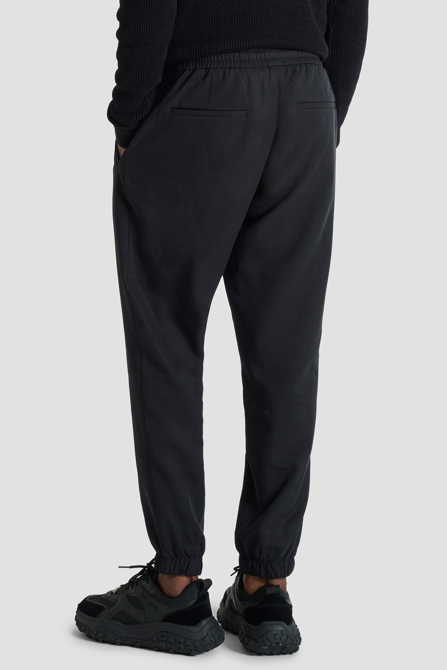 Чоловічі чорні брюки Antony Morato MMTR00777.FA800205;9000