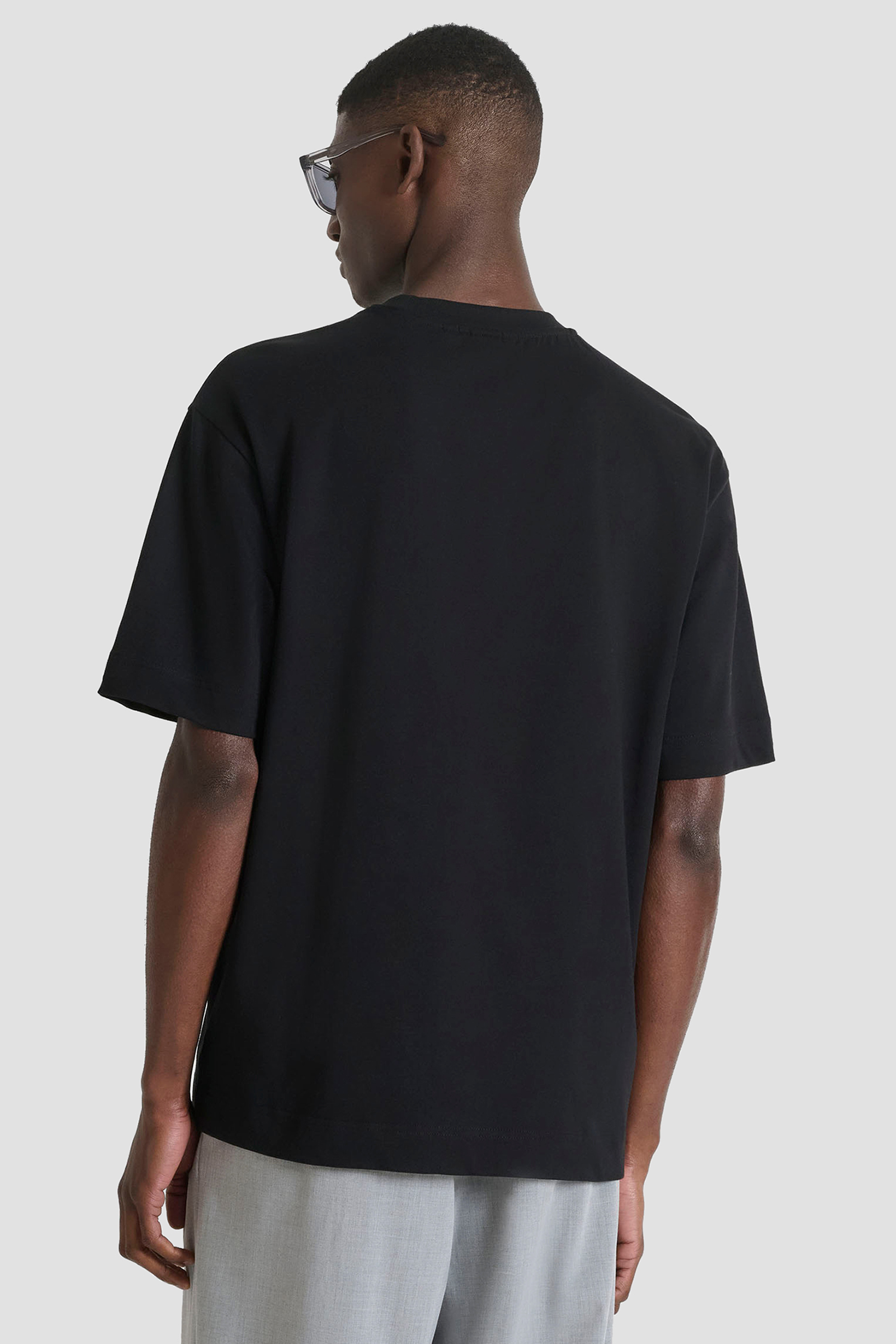 Мужская черная футболка Antony Morato MMKS02621.FA100242;9000