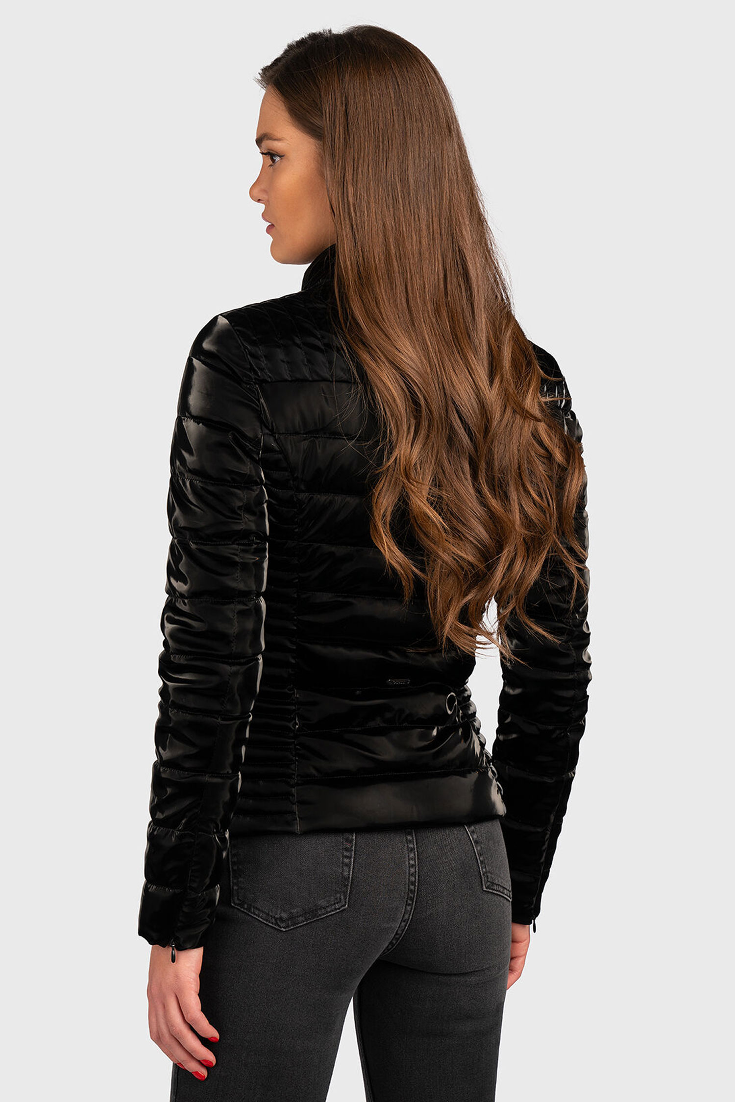 Женская черная куртка Guess W3YL14.WFJ10;JBLK