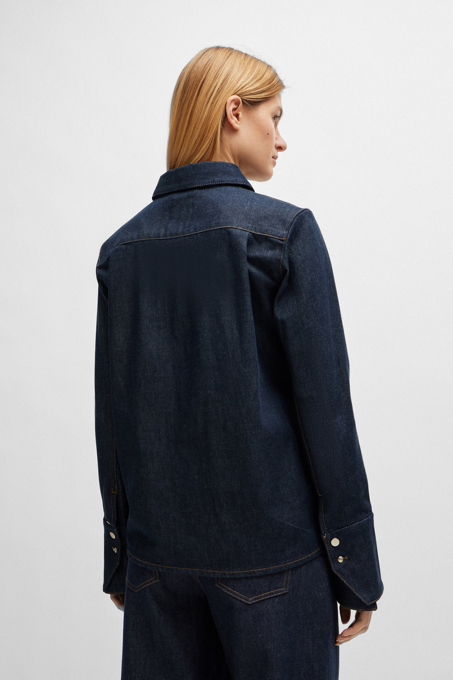 Жіноча темно-синя джинсова сорочка BOSS 50513315;400