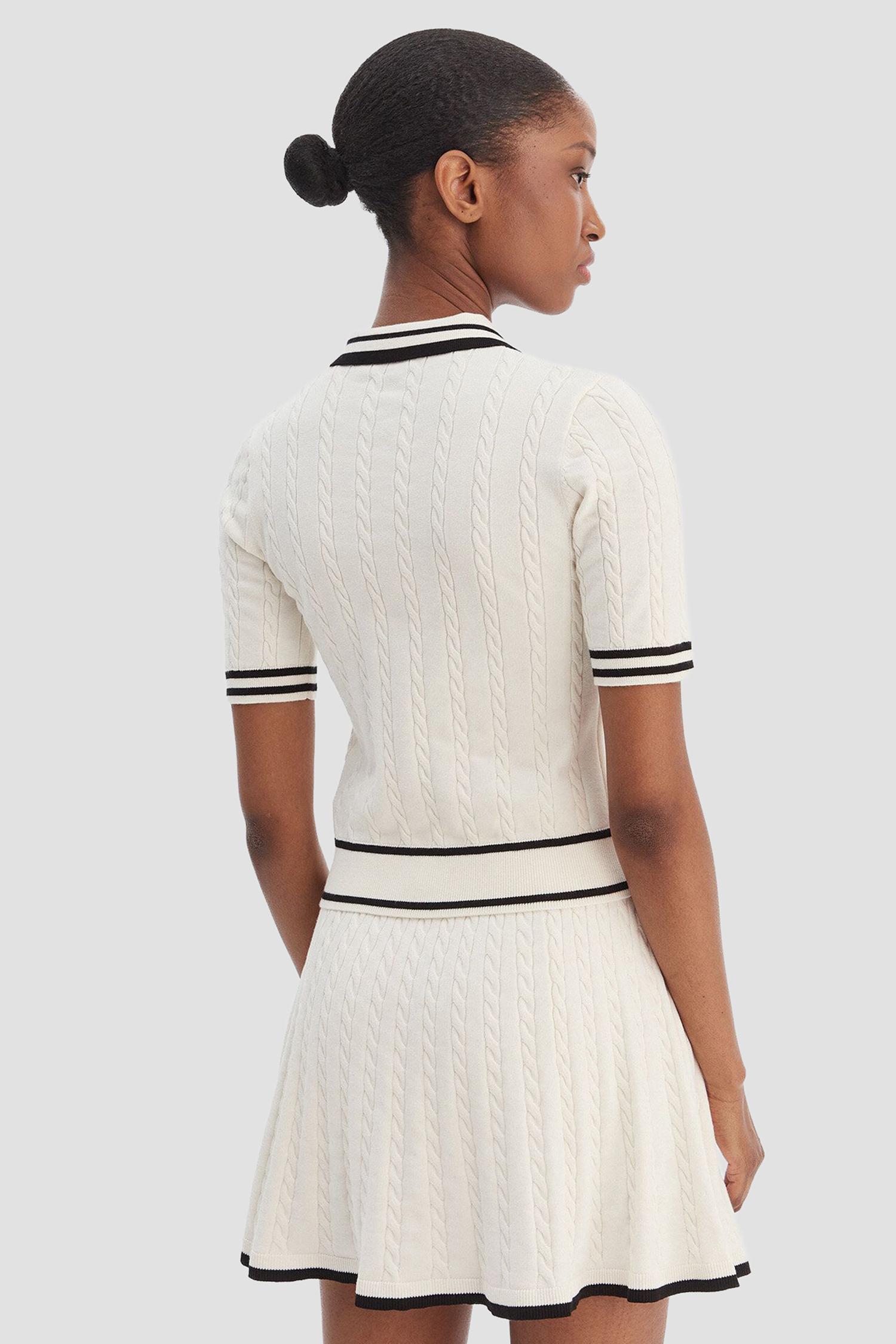 Жіночий білий кардиган Guess V6RR02.Z4652;G1O6