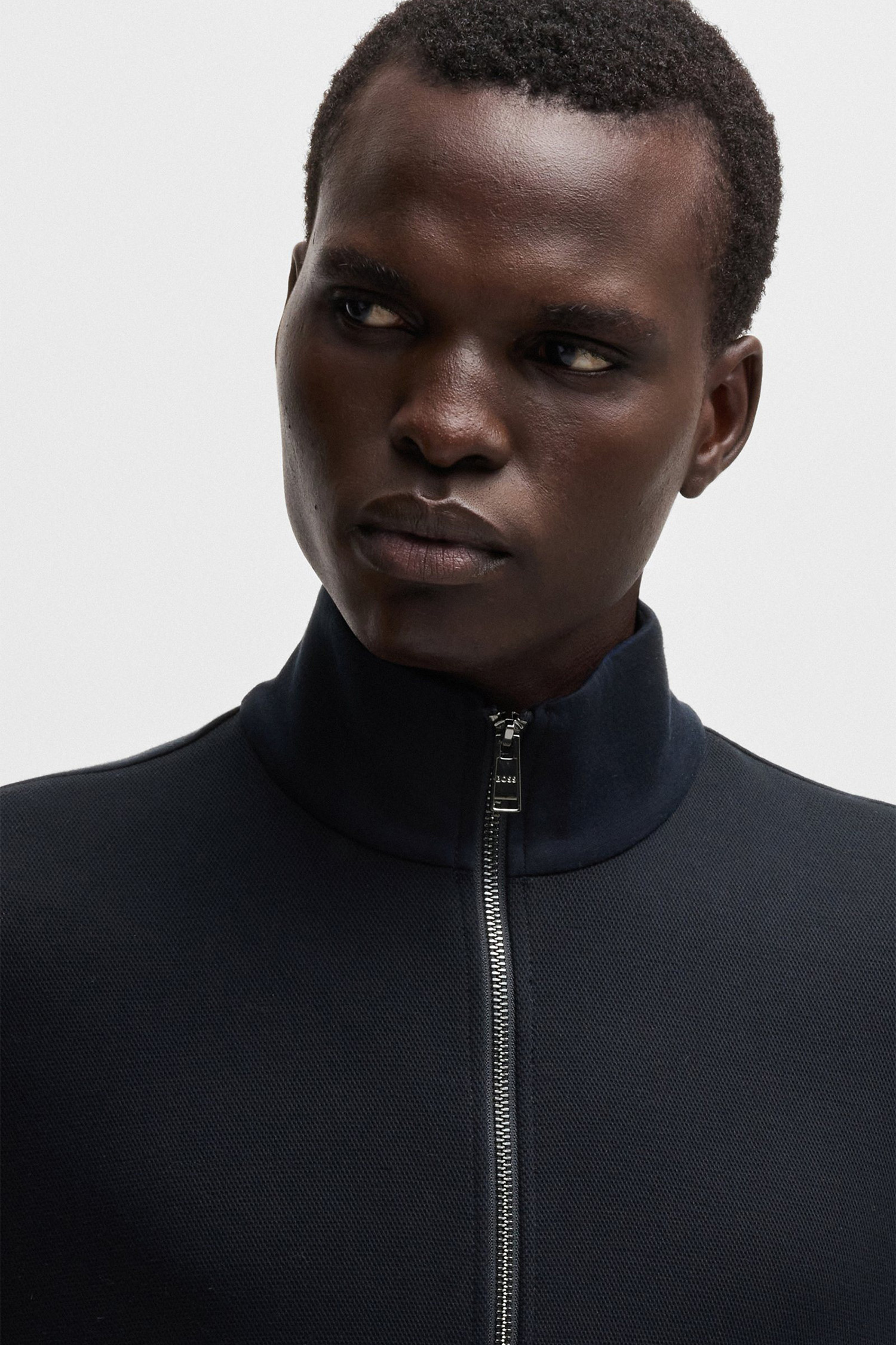 Мужская темно-синяя кофта на молнии BOSS 50532755;404