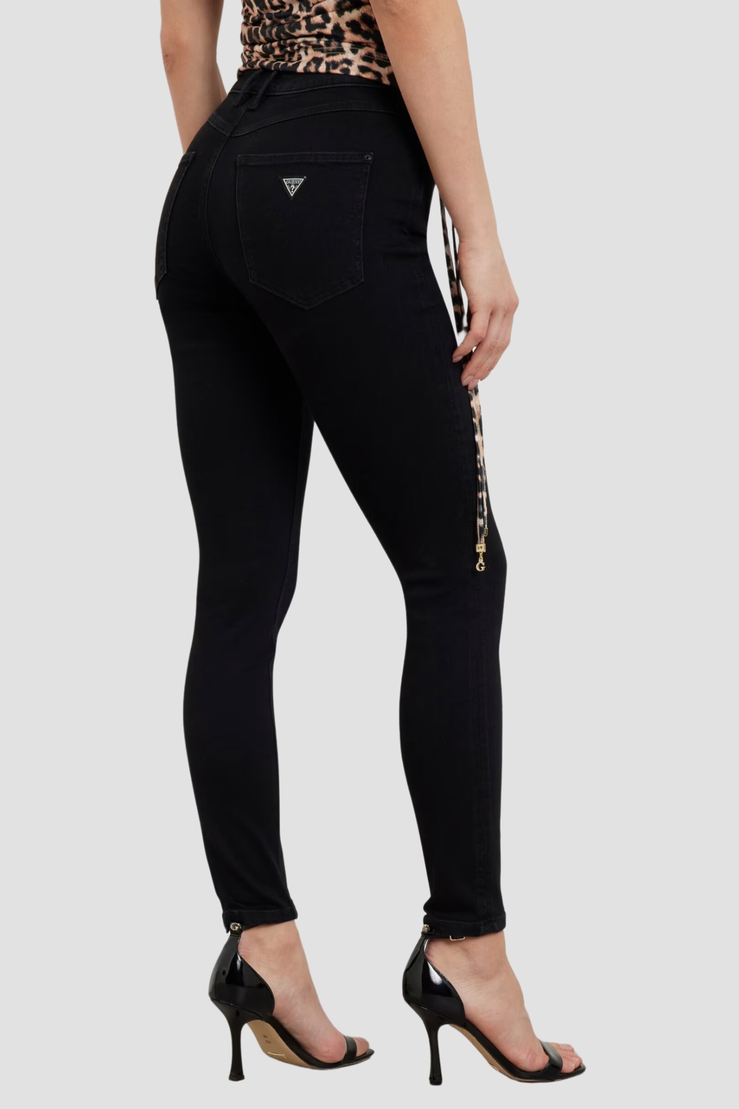 Жіночі чорні джинси Guess W2YA46.D4PZ1;CBL1