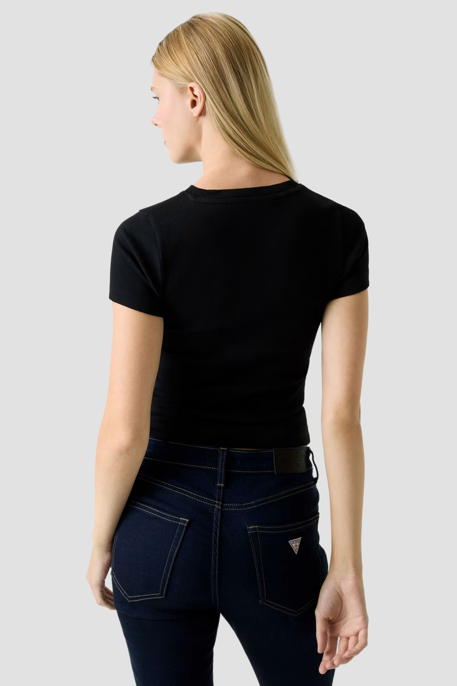Женская черная футболка Guess Jeans W6RP21.KA0H1;JBLK