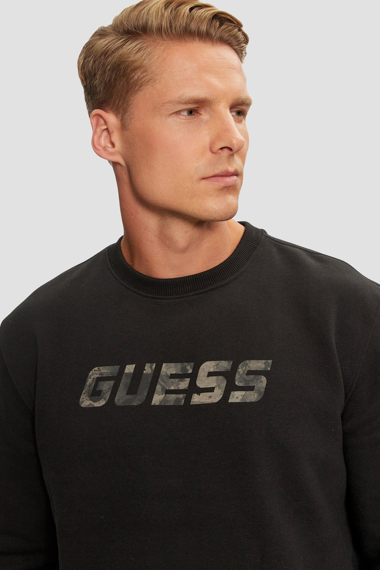 Мужской черный свитшот Guess Z4BQ18.KCEA0;JBLK