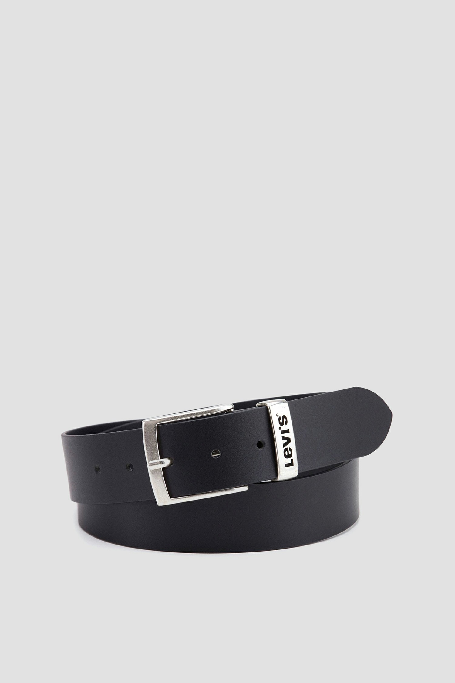 Чорний шкіряний ремінь Levi’s® 227970;3.59