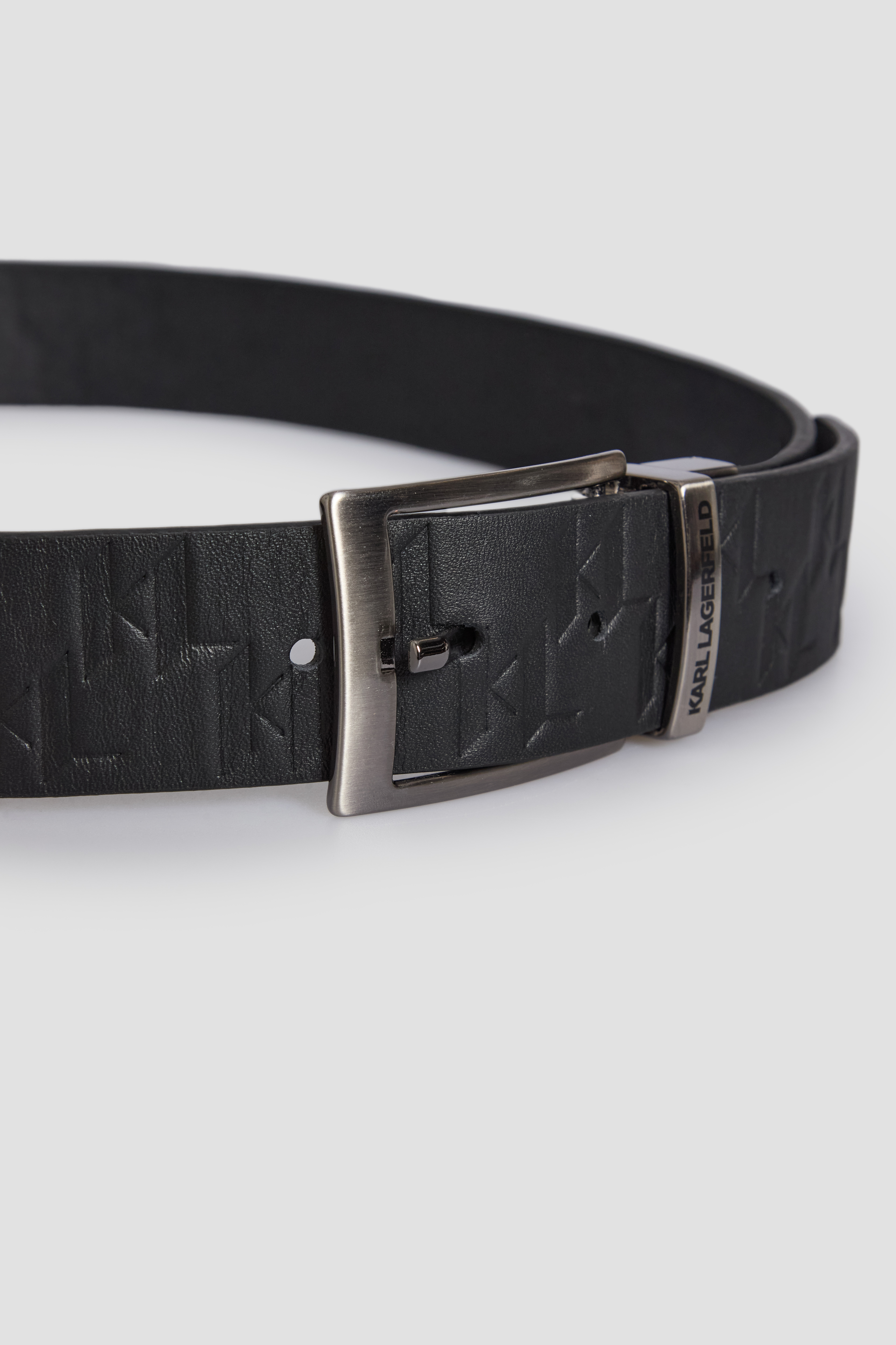 Мужской черный кожаный двусторонний ремень Karl Lagerfeld 551454.815300;990