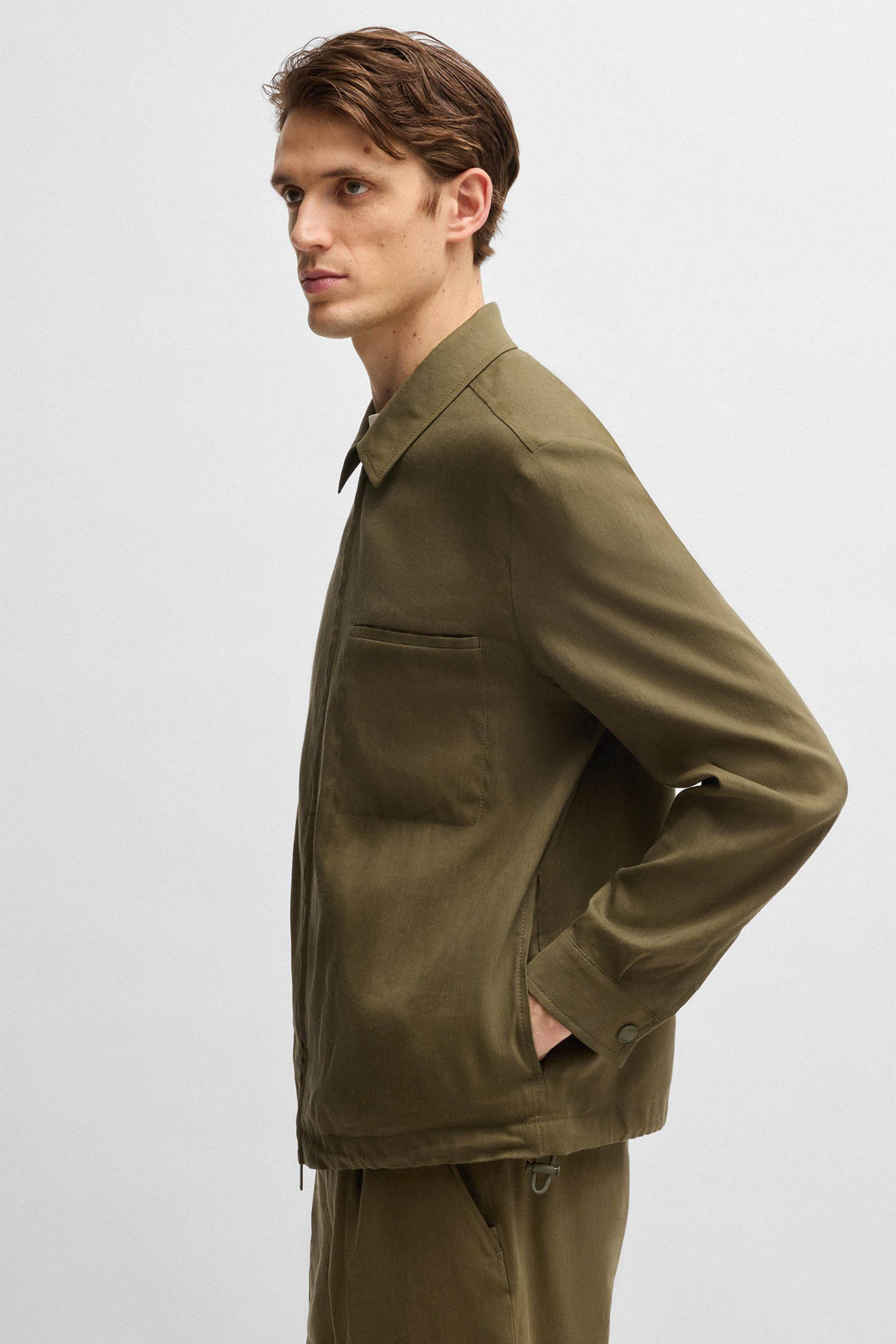 Мужская оливковая льняная рубашка BOSS 50540701;302