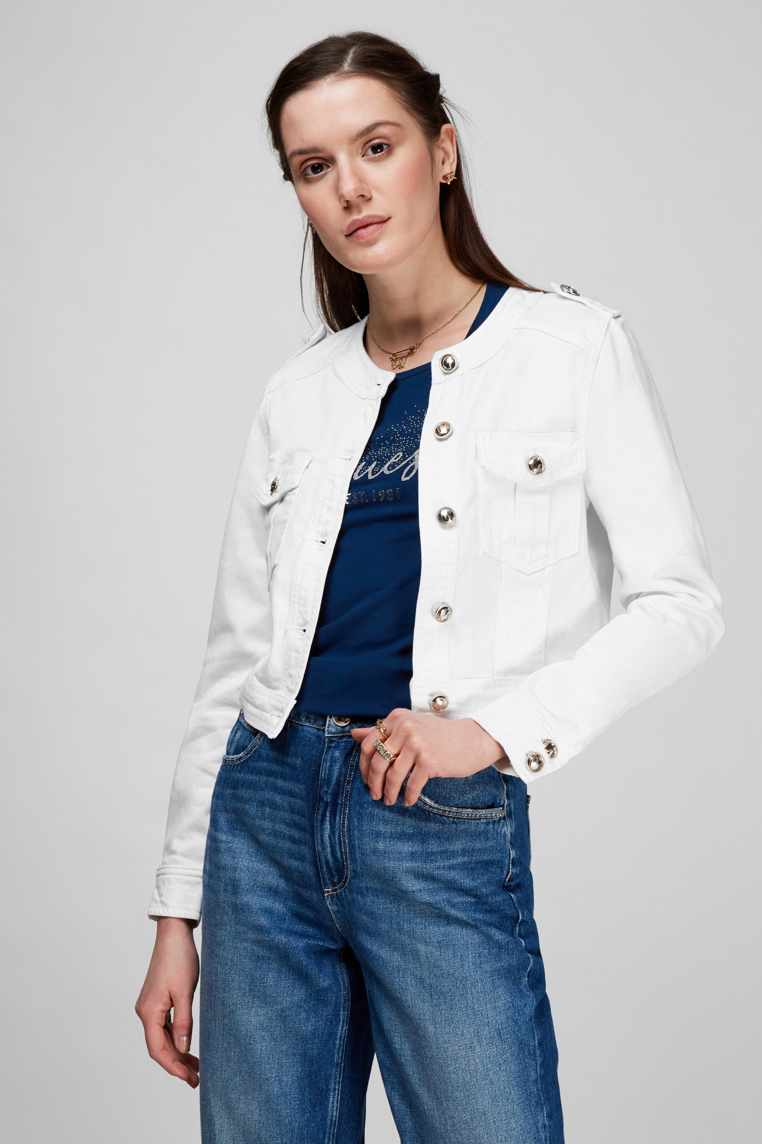 Жіноча біла джинсова куртка Guess W2RN20.D4IF0;G011