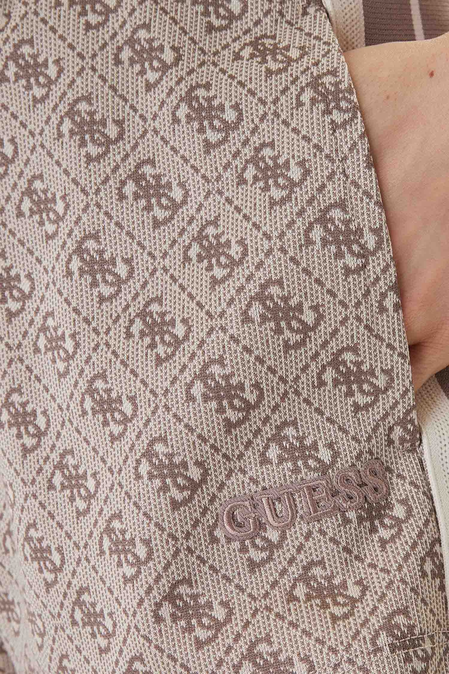 Женские бежевые шорты с узором Guess V6GD02.K2959;FMC4