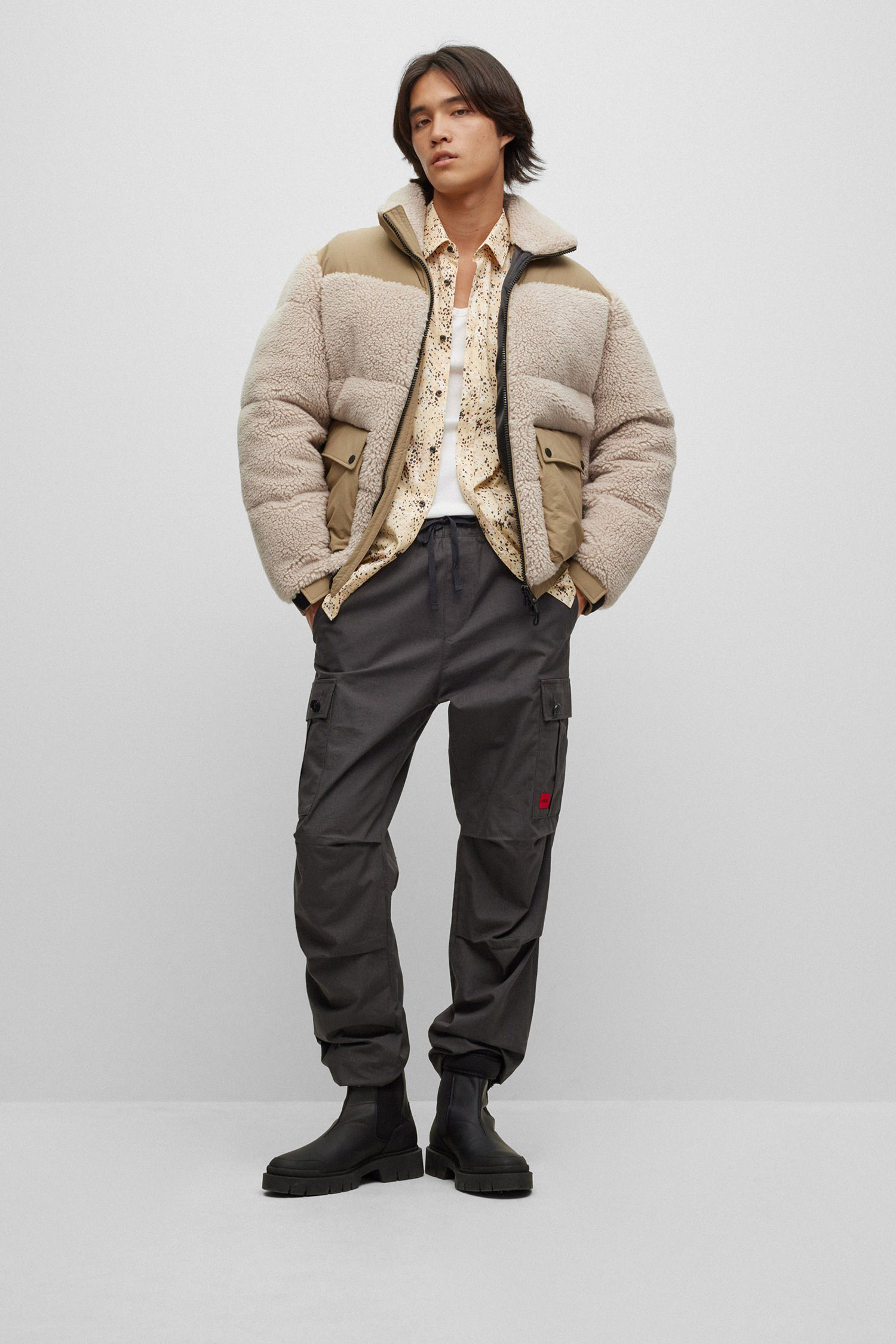 Мужская бежевая куртка HUGO 50496326;108