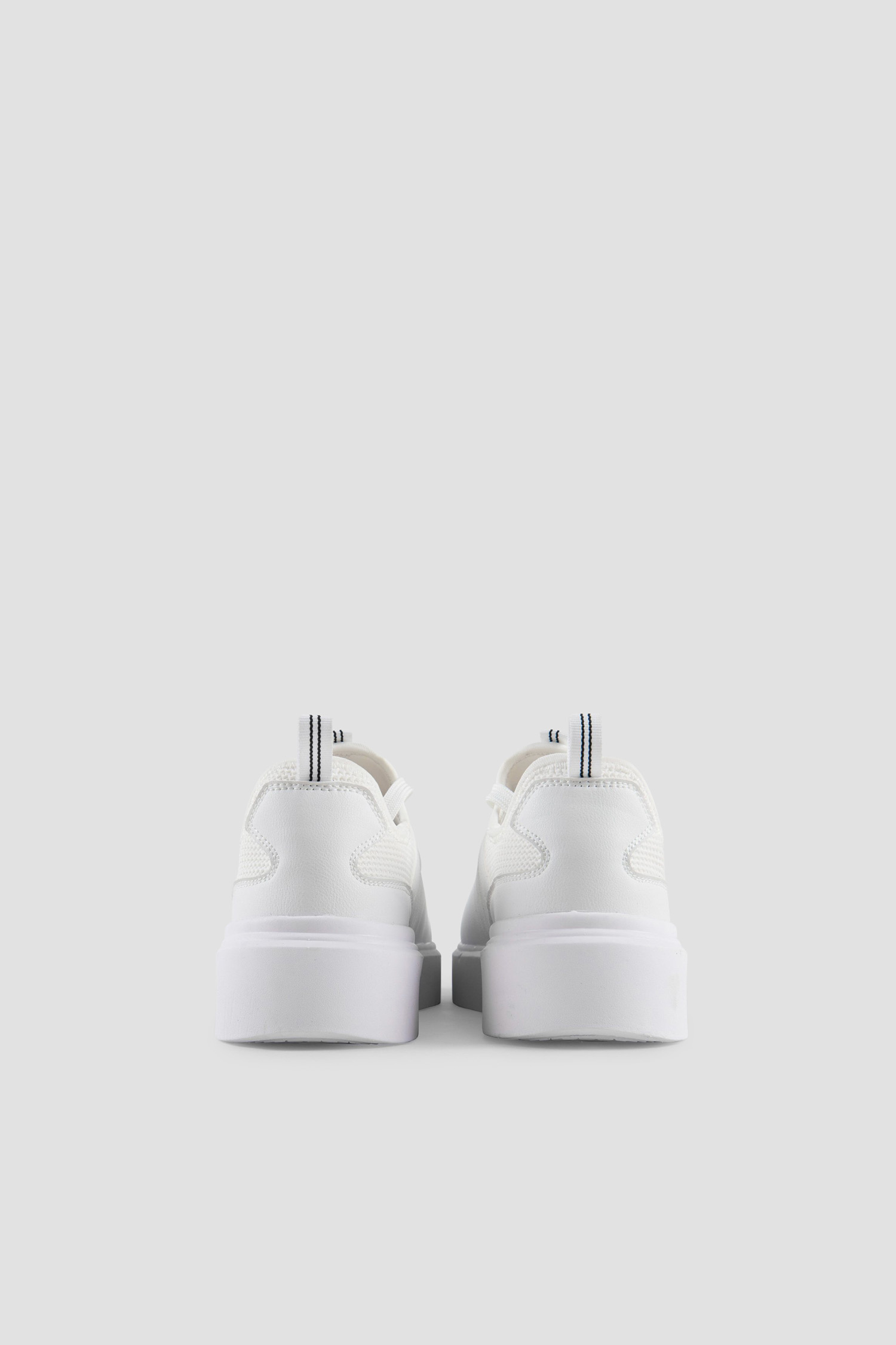 Чоловічі білі снікерси Antony Morato MMFW01658.LE500157;1000