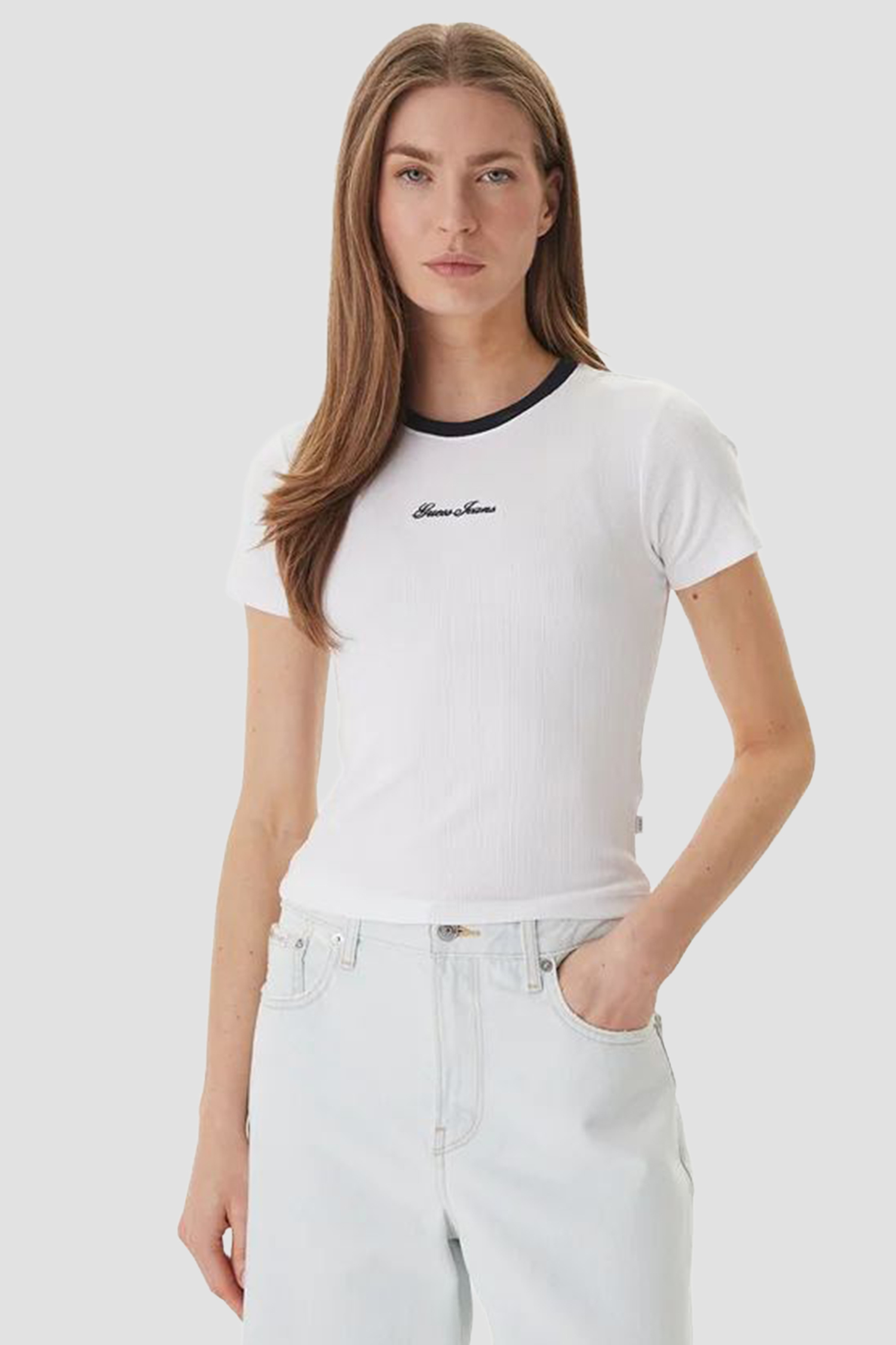 Жіноча біла футболка Guess Jeans W6GPA9.KF641;G011