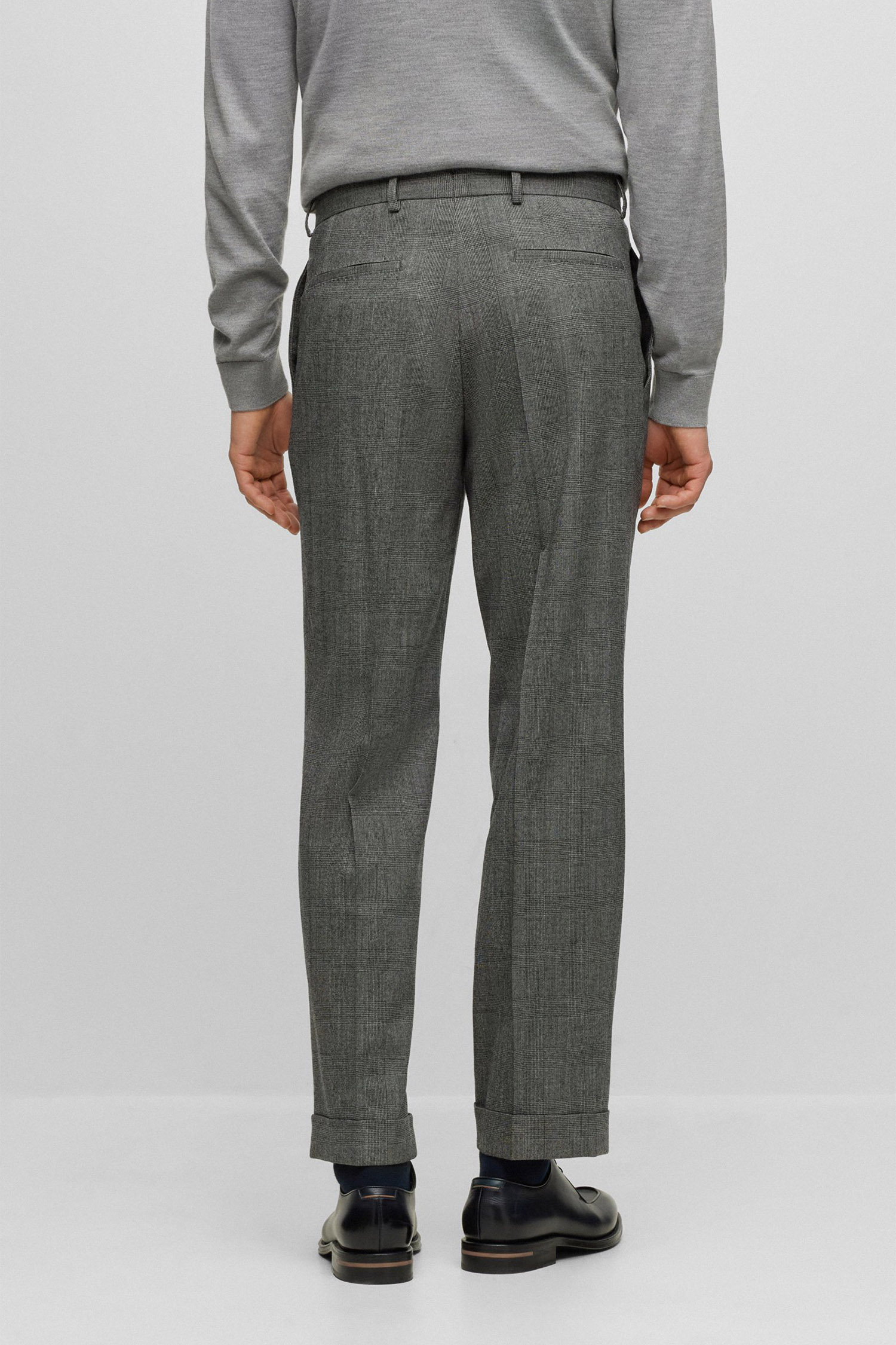 Чоловічі сірі вовняні брюки BOSS 50499657;041