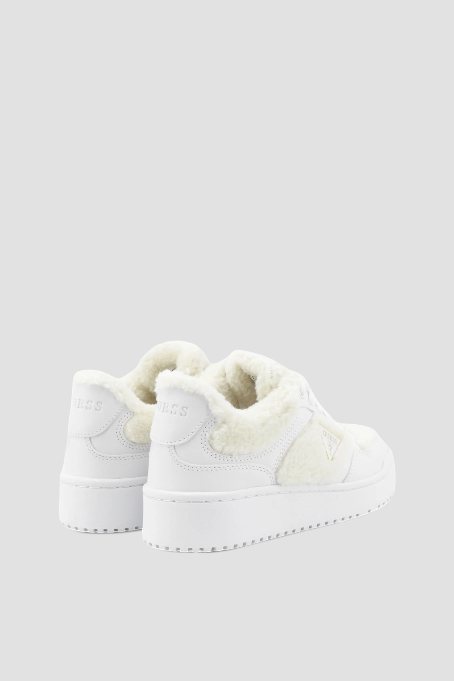 Жіночі білі снікерси Guess FLFM10.FAB12;WHITE