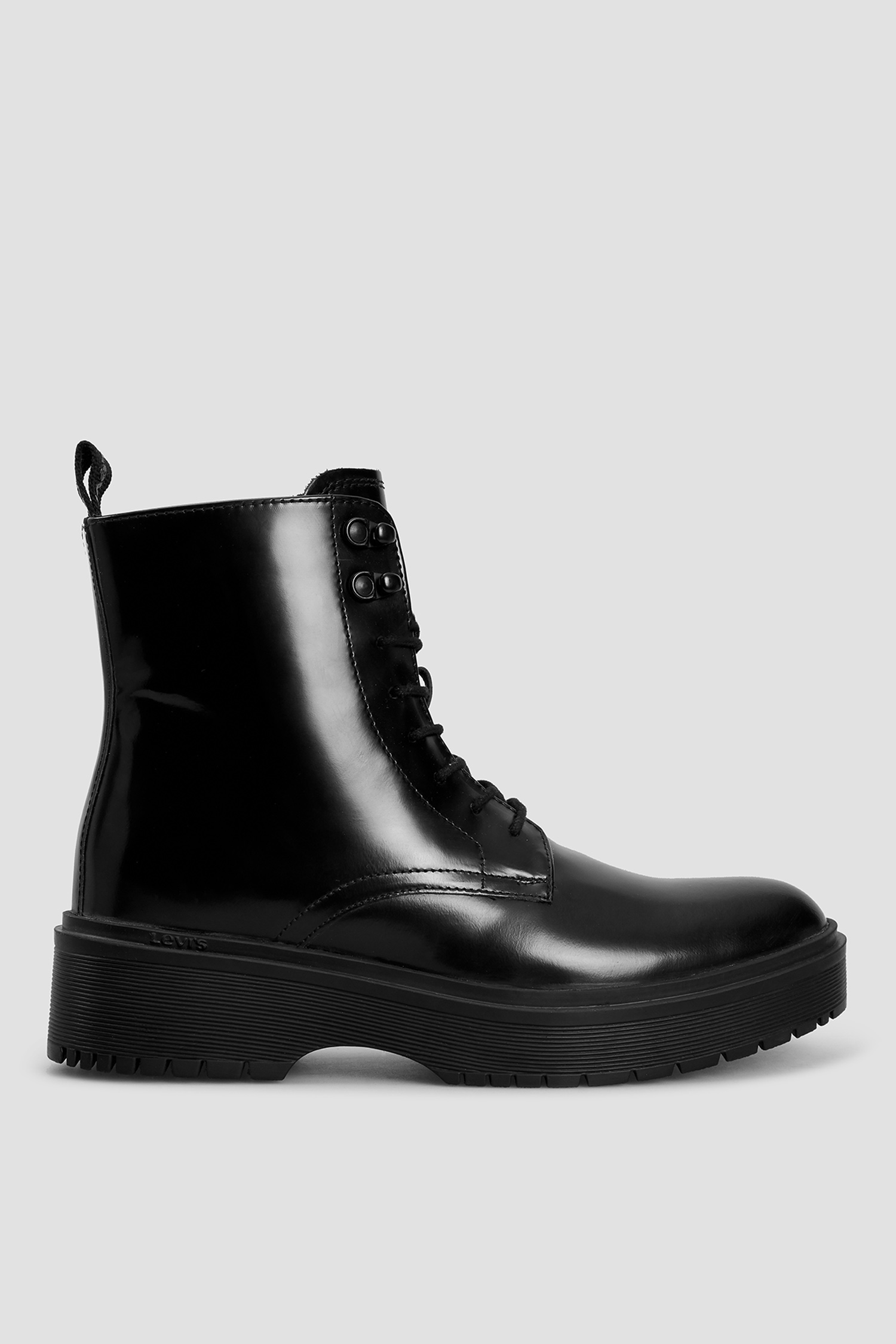 Женские черные кожаные ботинки Levi’s® 233648;662.59