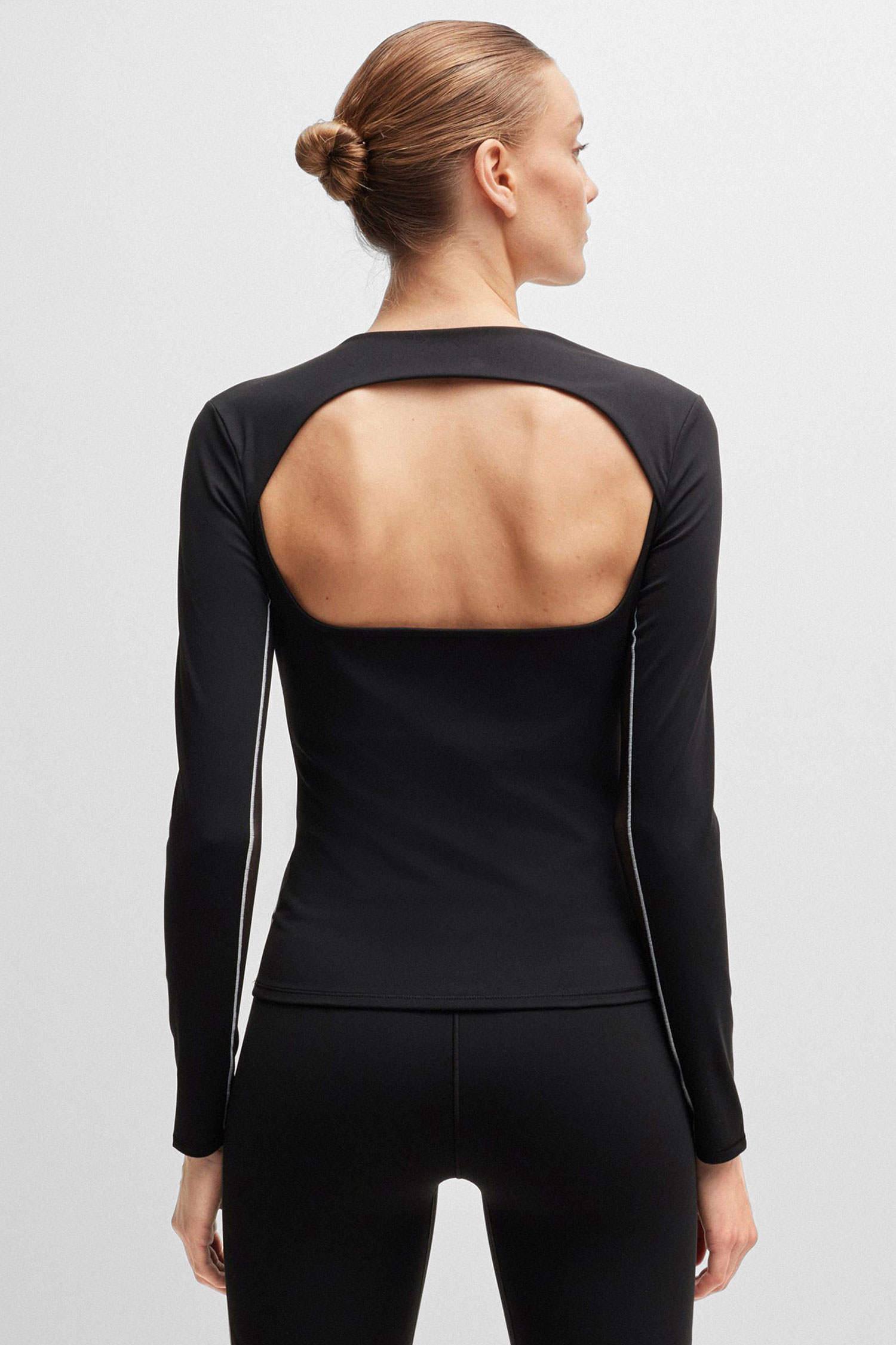 Женский черный лонгслив BOSS 50520067;001