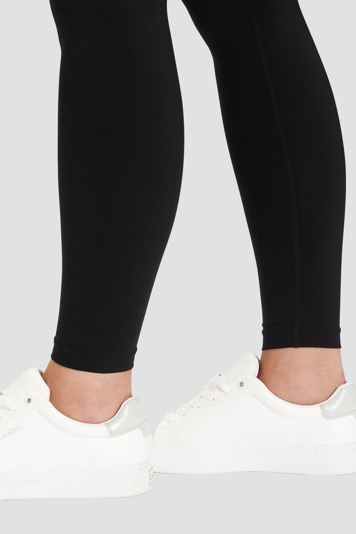 Жіночі чорні легінси Guess V5BB06.K1942;JBLK