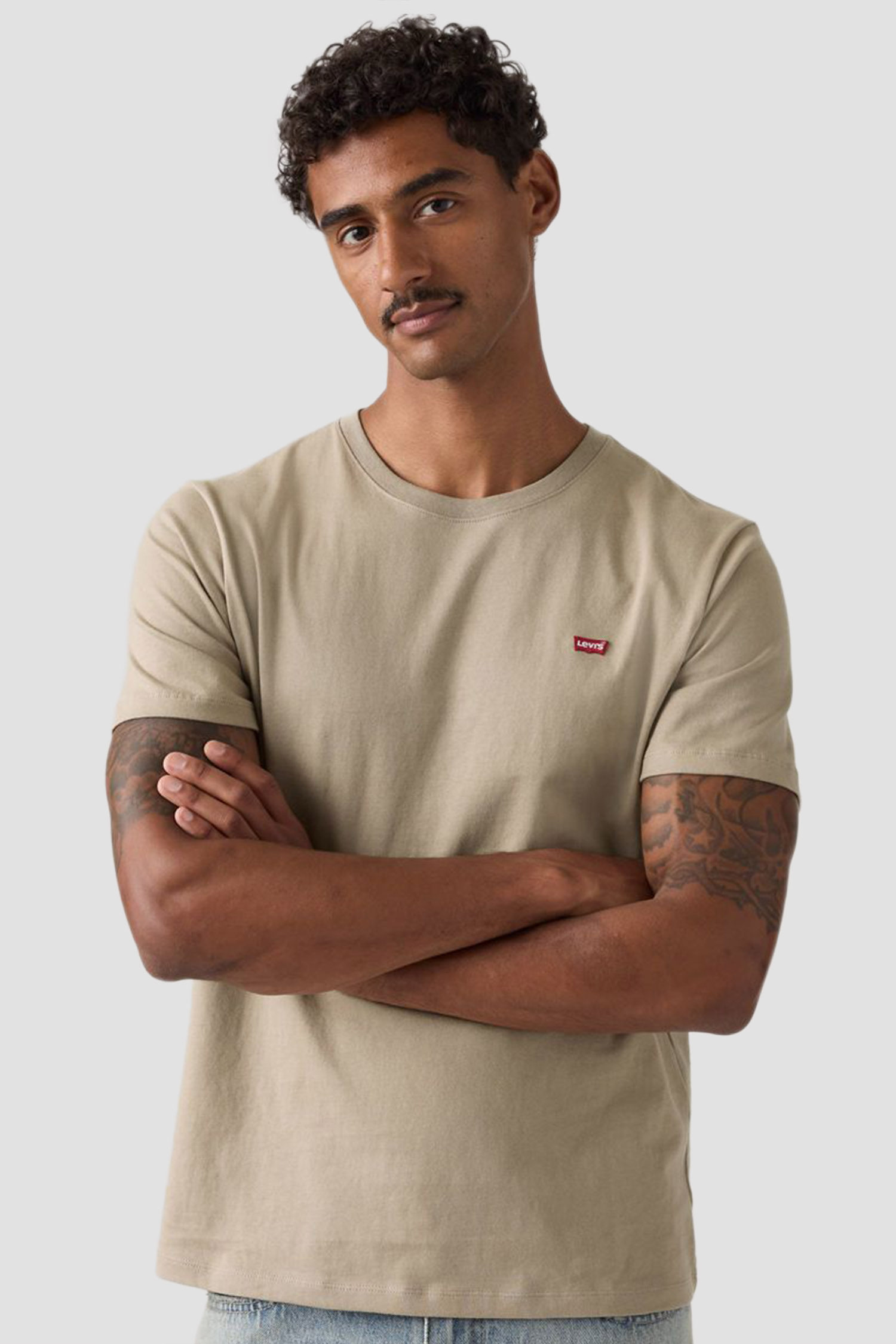 Чоловіча бежева футболка Levi’s® 56605;0301