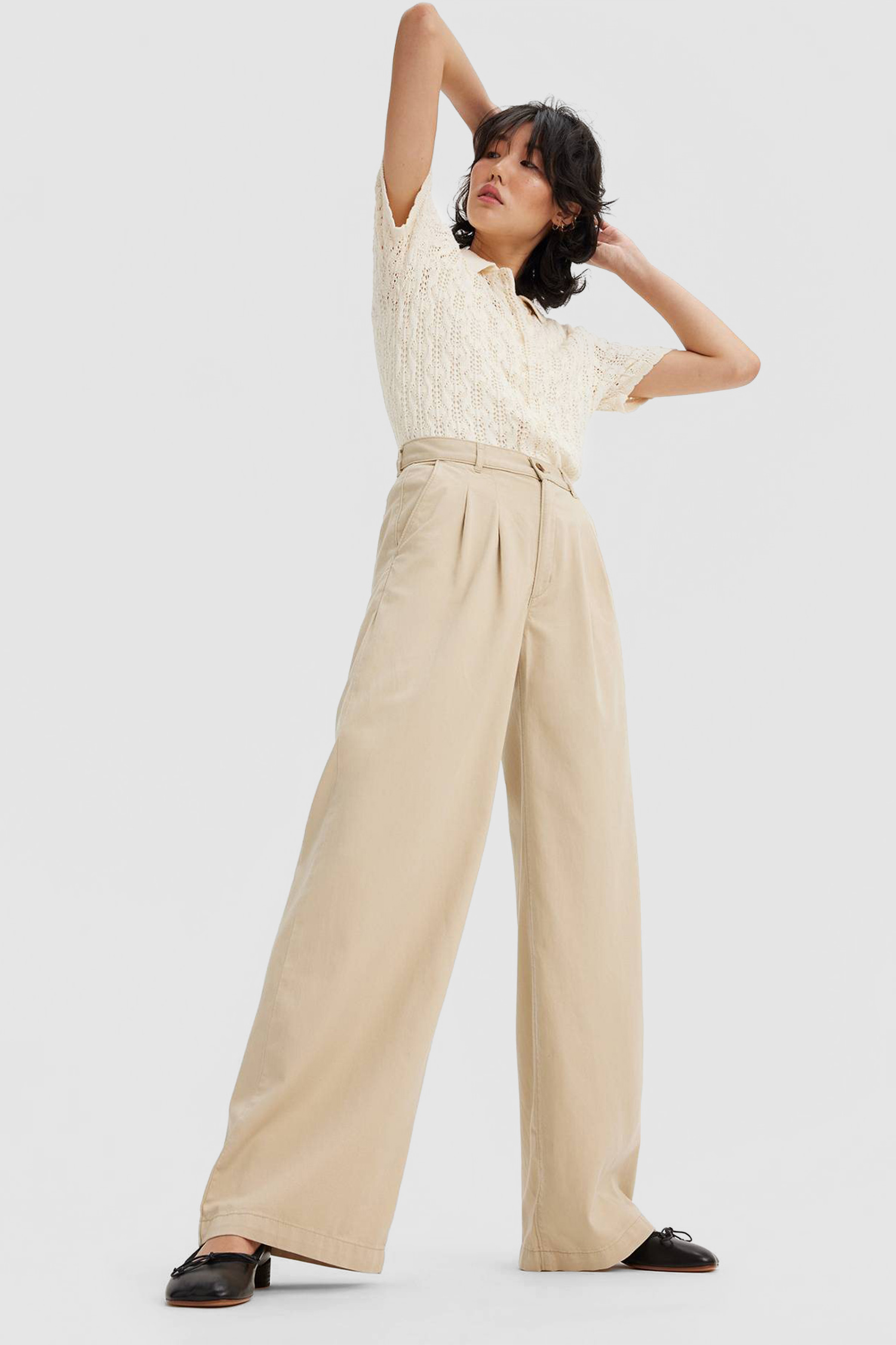 Женские бежевые брюки Levi’s® A7535;0002