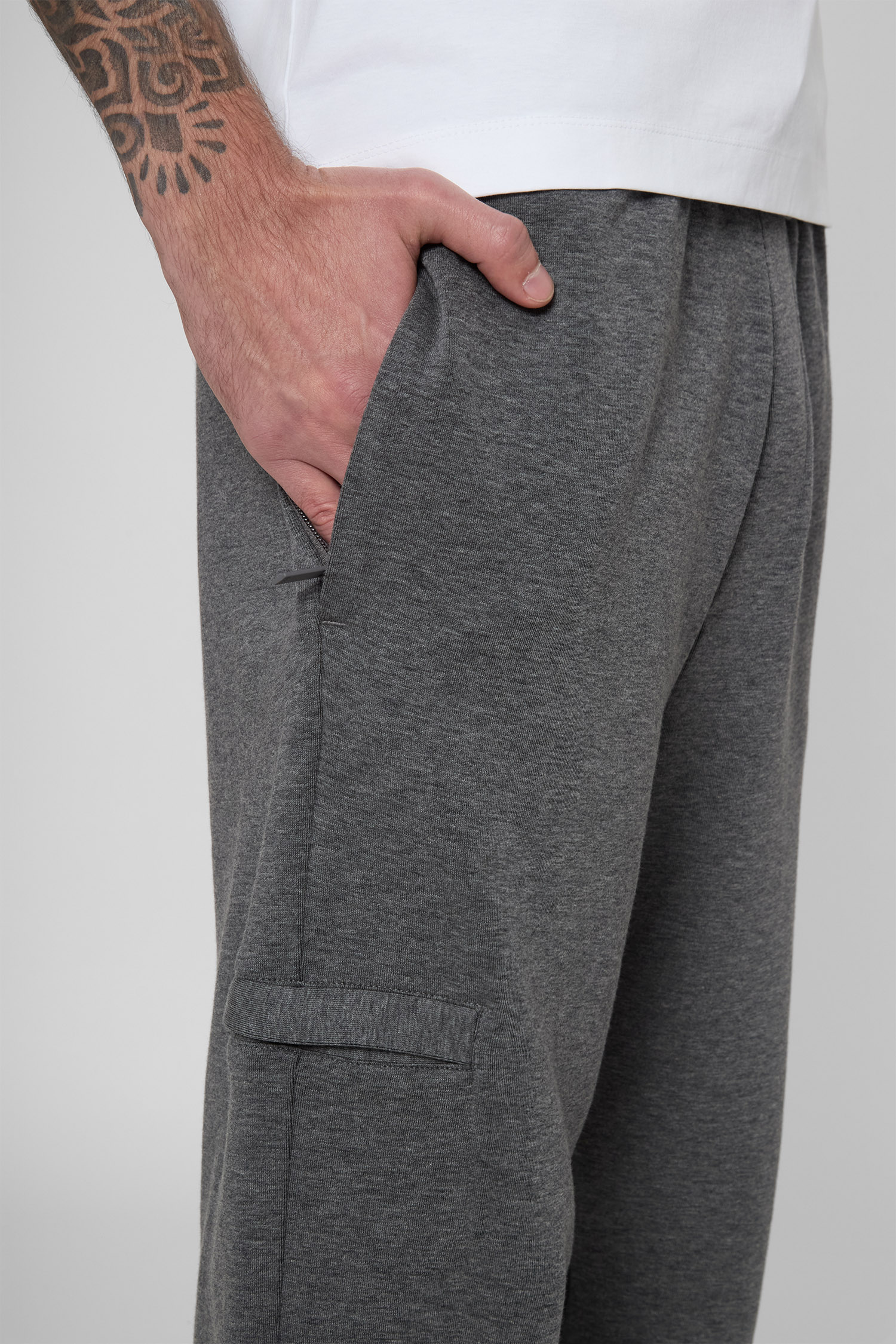 Чоловічі темно-сірі спортивні штани BOSS 50549194;030