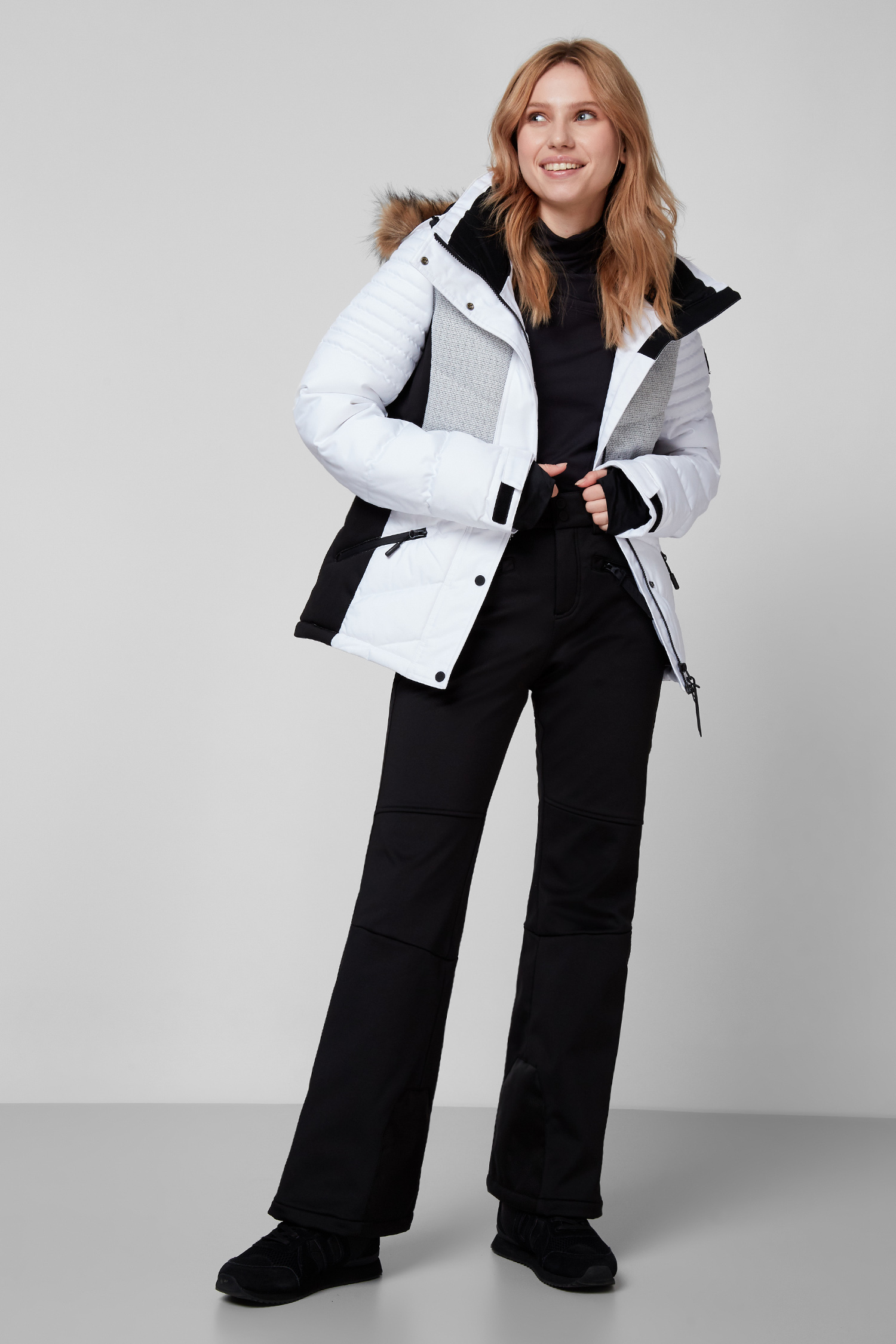 Женские черные лыжные брюки SuperDry WS110033A;02A