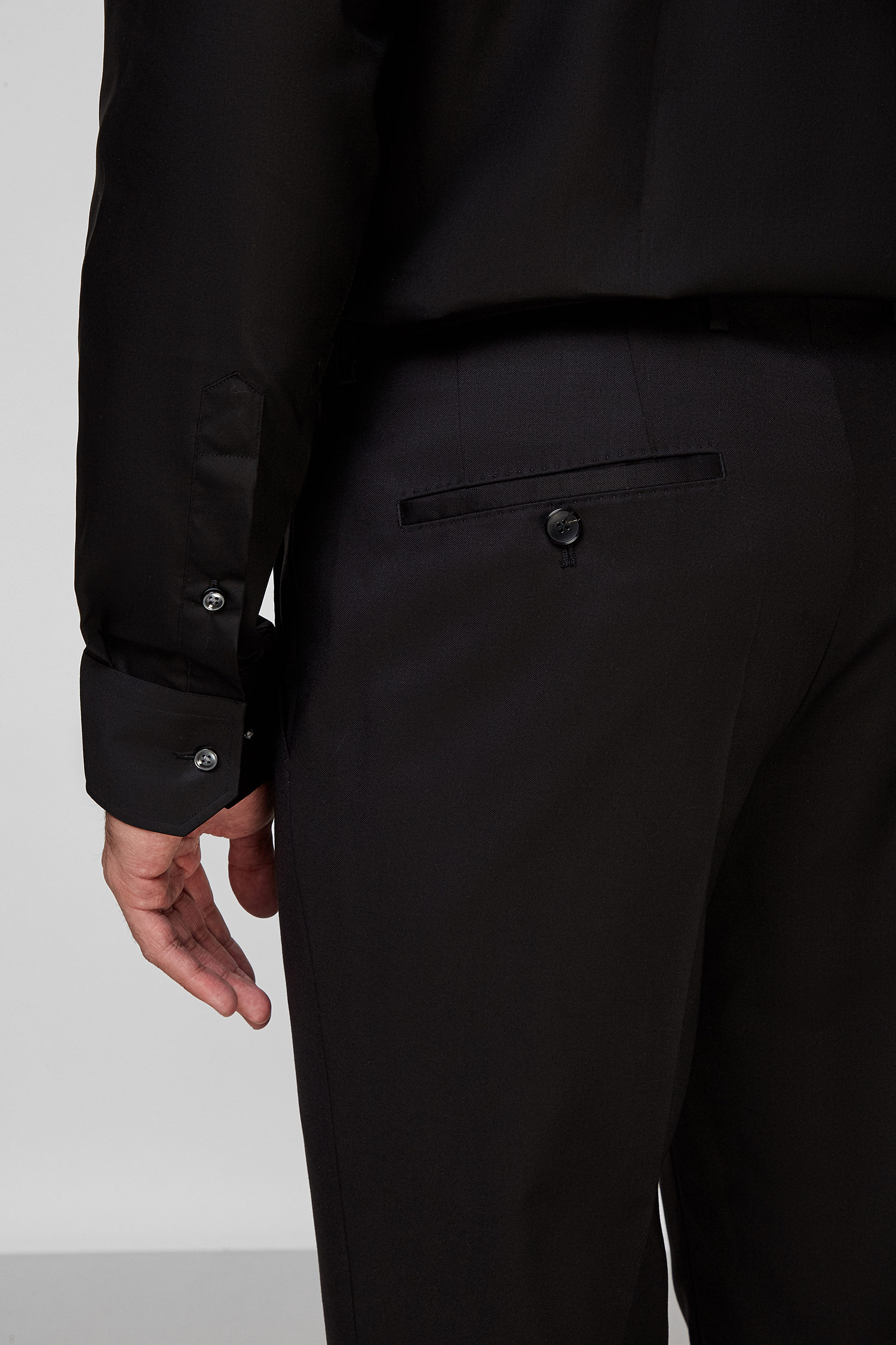 Чоловічі чорні вовняні брюки BOSS 50318825;001