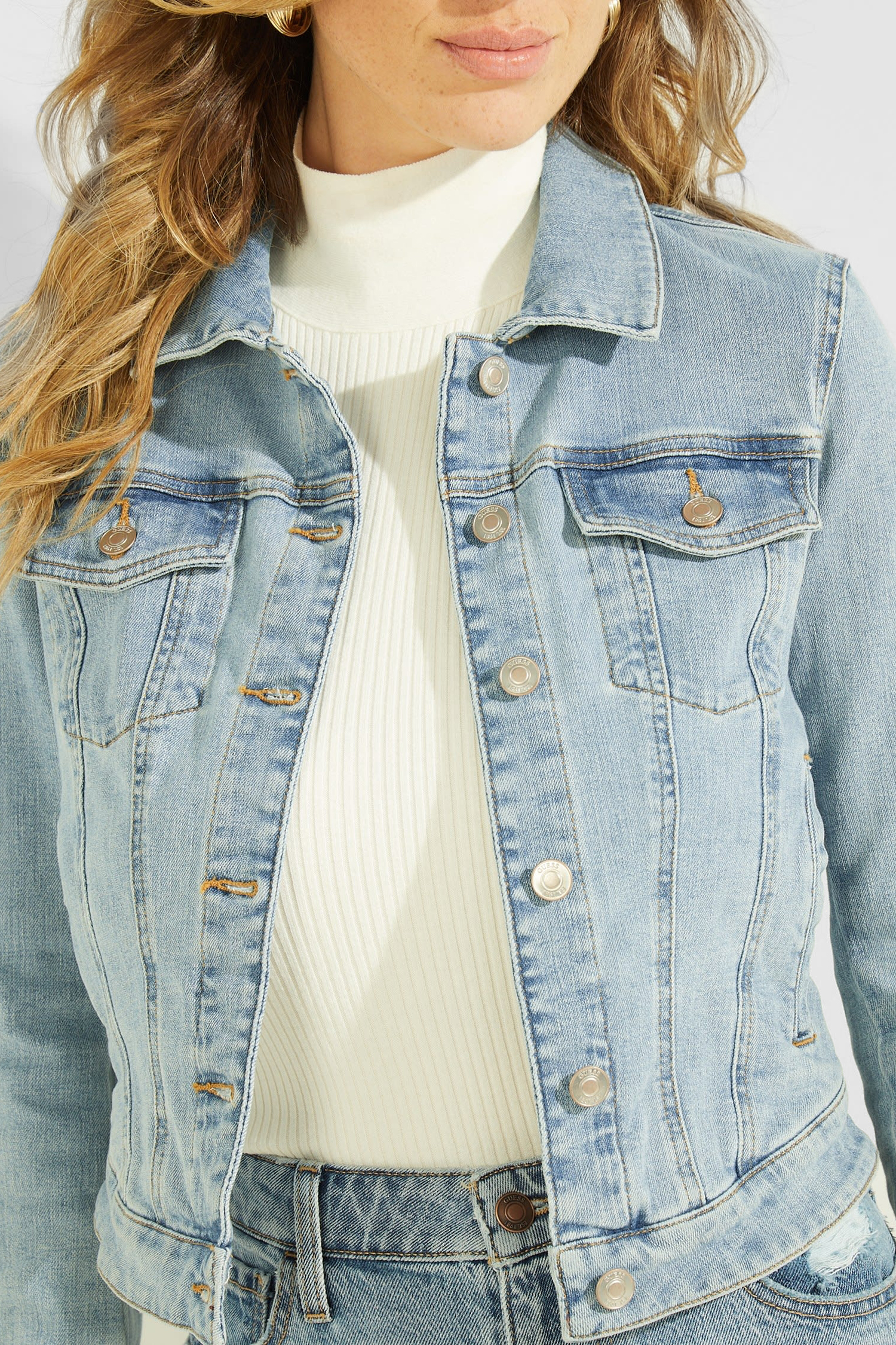 Жіноча блакитна джинсова куртка Guess W2GN0E.D4LU2;ARWA