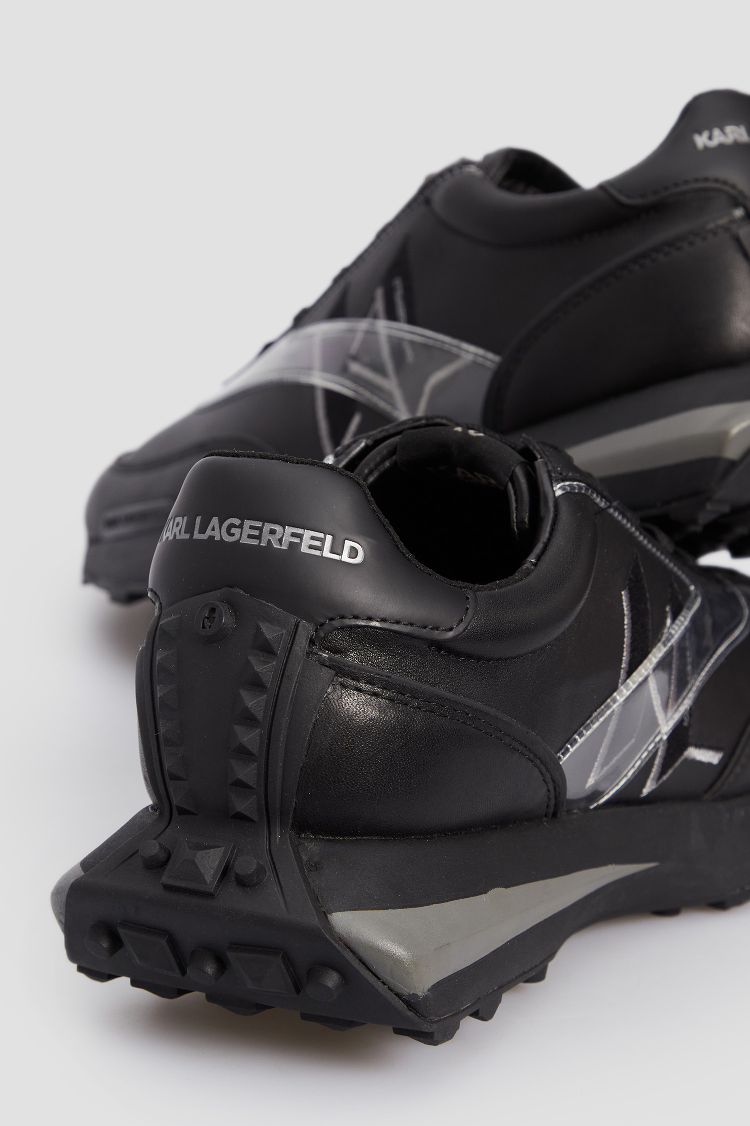 Чоловічі чорні кросівки Karl Lagerfeld 534473.855012;990