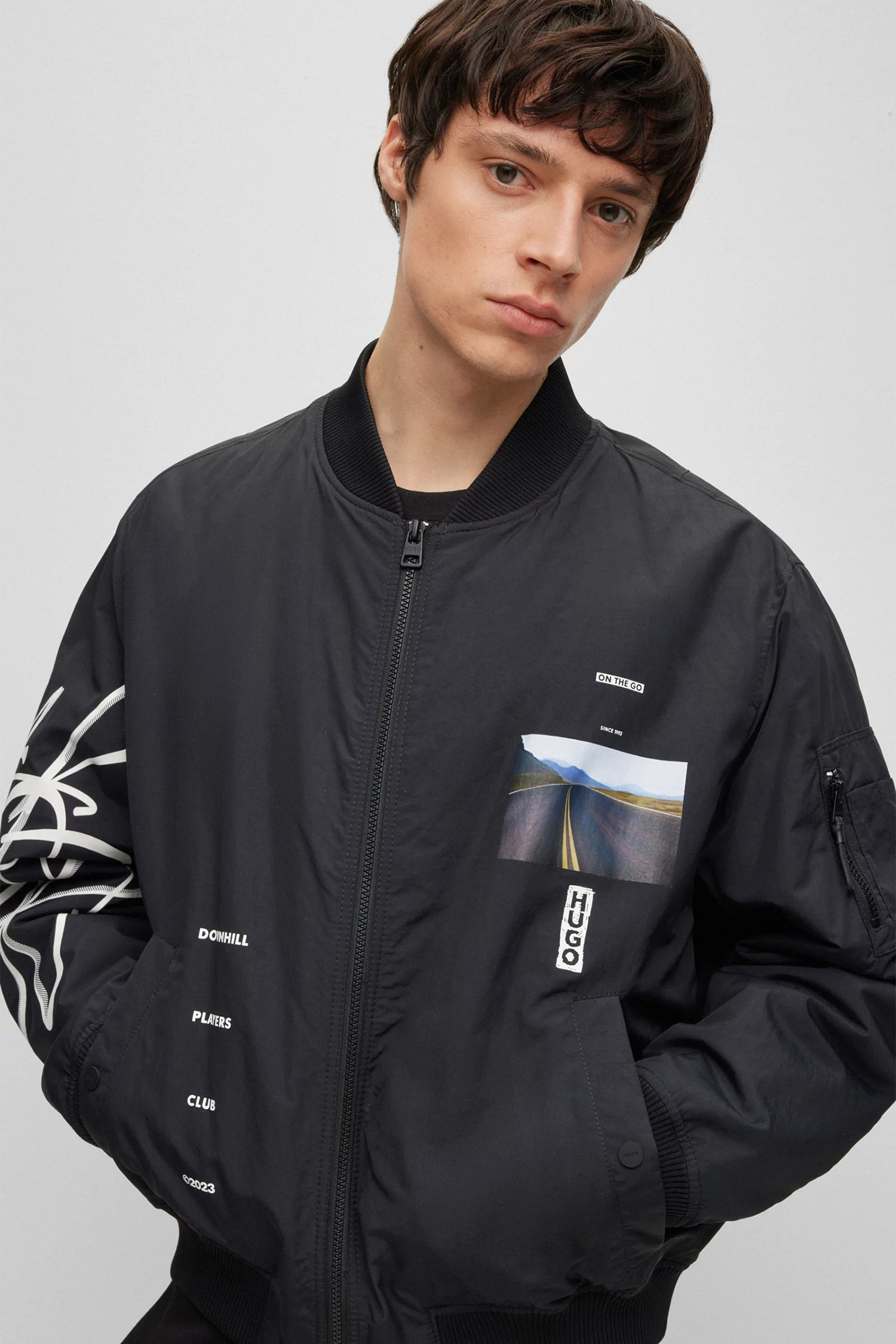 Мужской черный бомбер HUGO 50493670;001